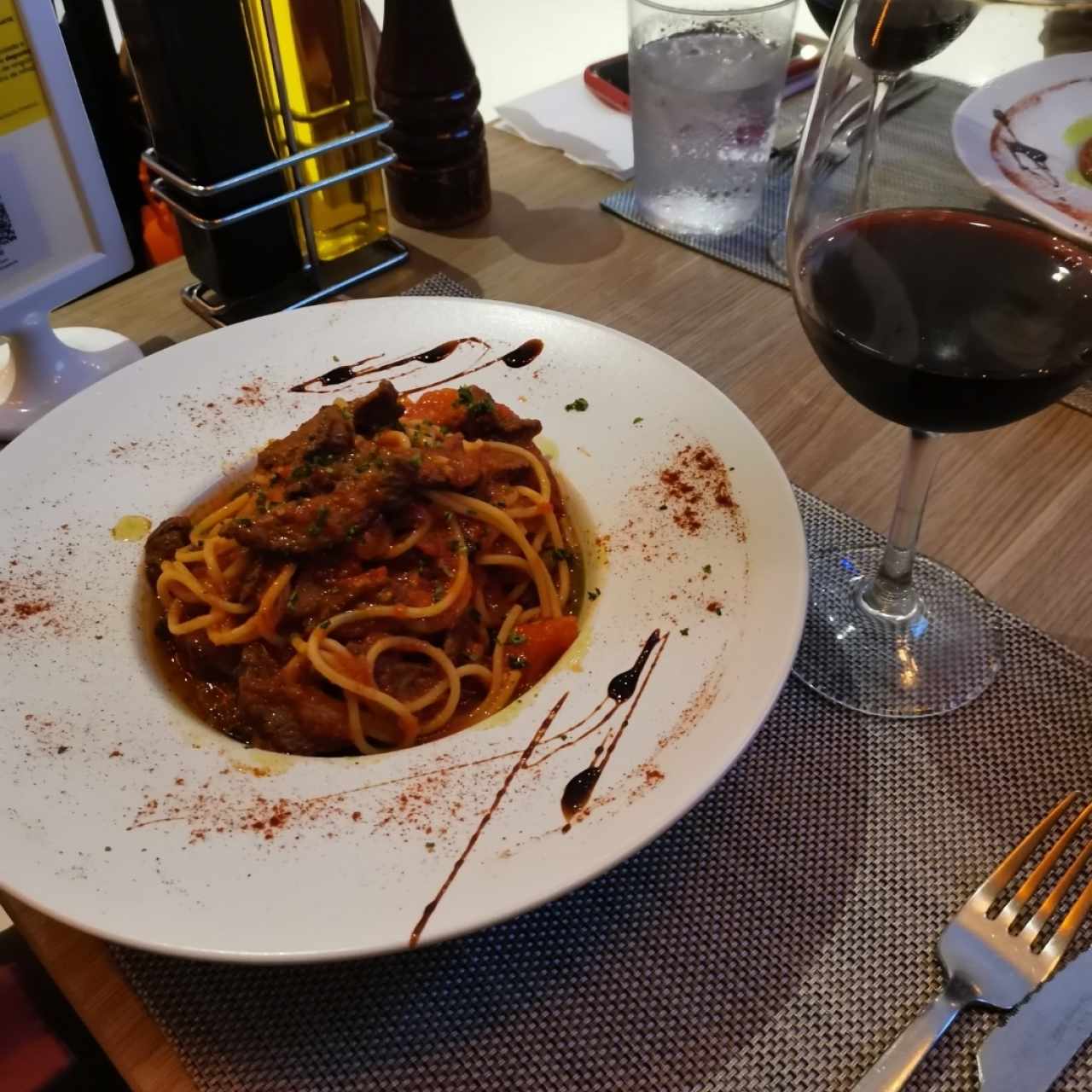 Espaguetti con filete