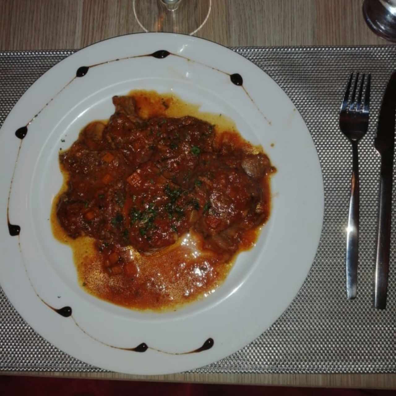 Ossobuco de res