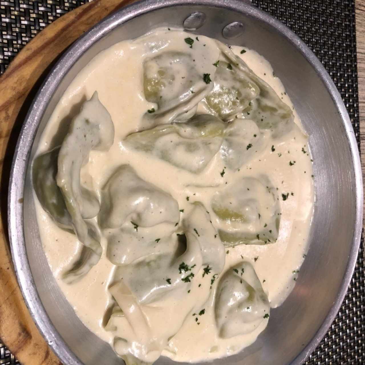 Tortellonis de espinaca y queso riccotta 