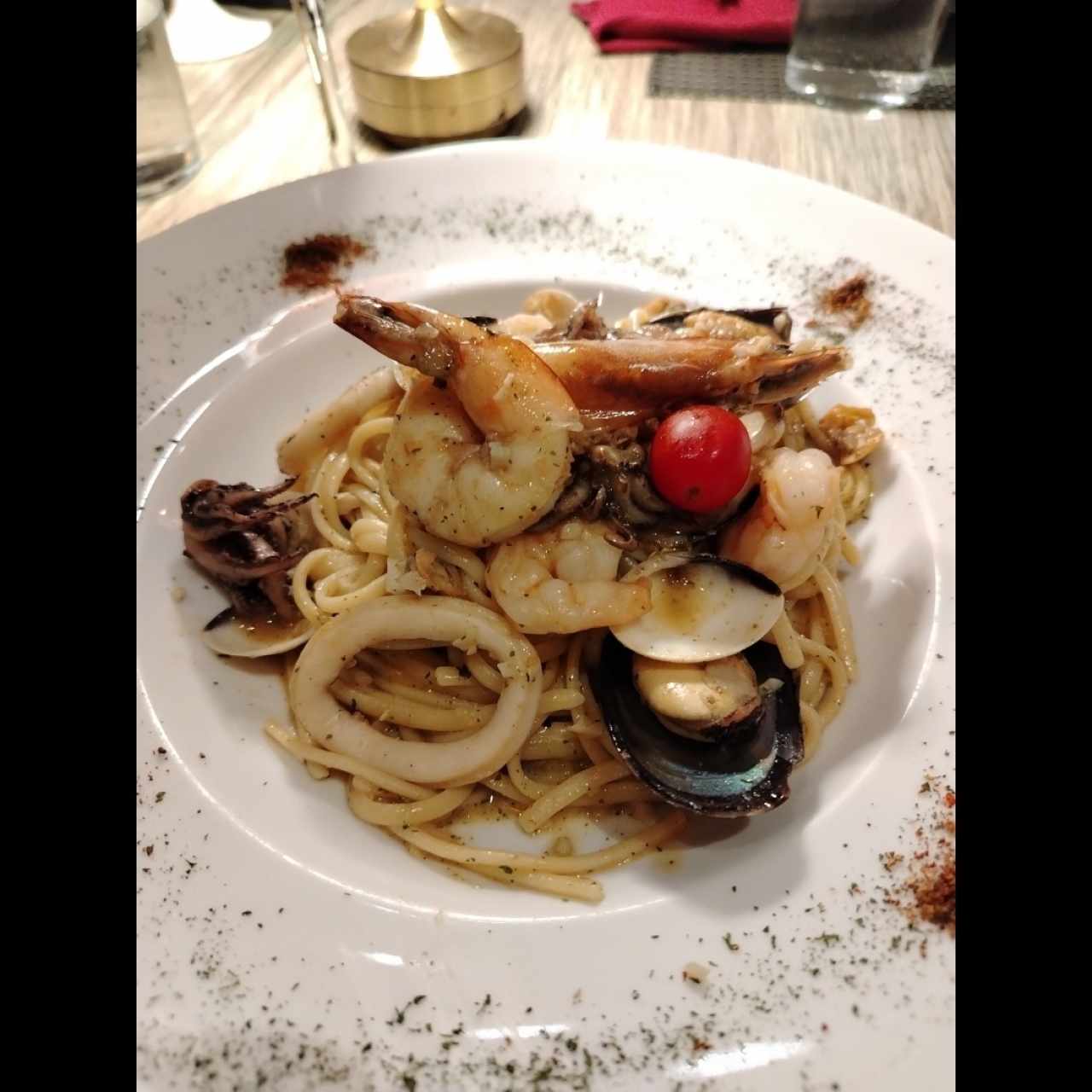 Linguinni Frutti Di Mare