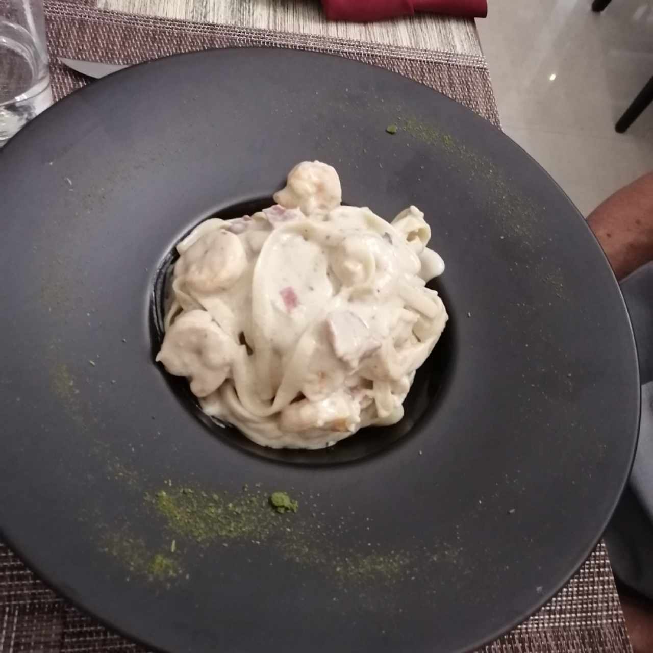 pasta strega con camarones