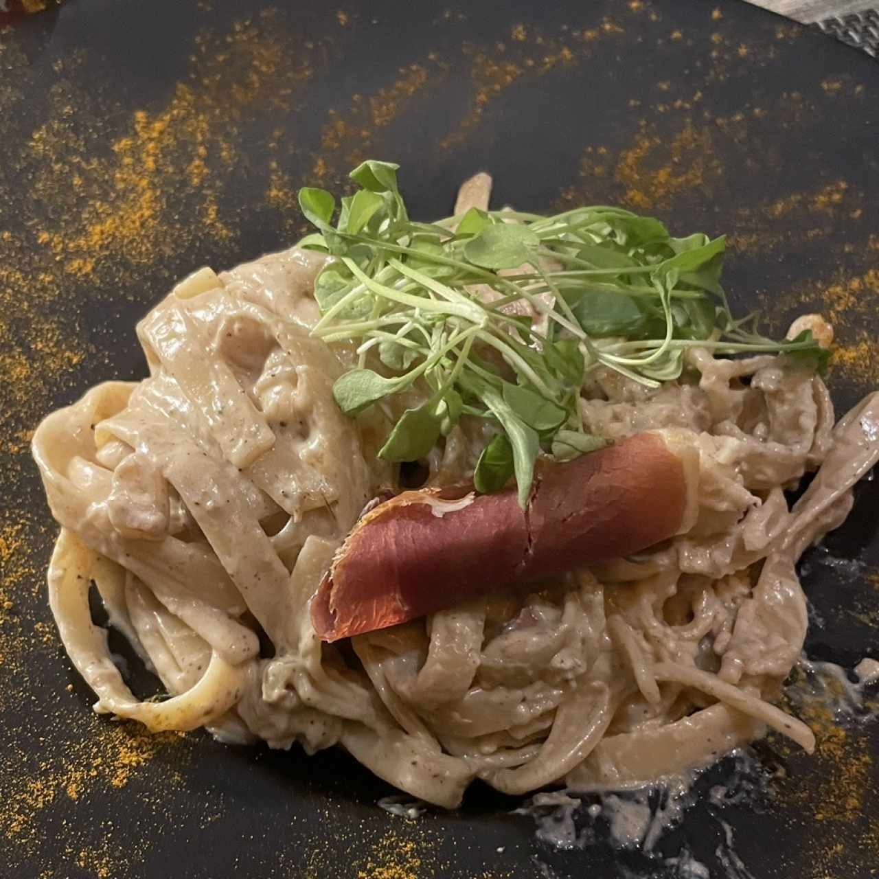 OPCIÓN 1 - Fetuccini Strega