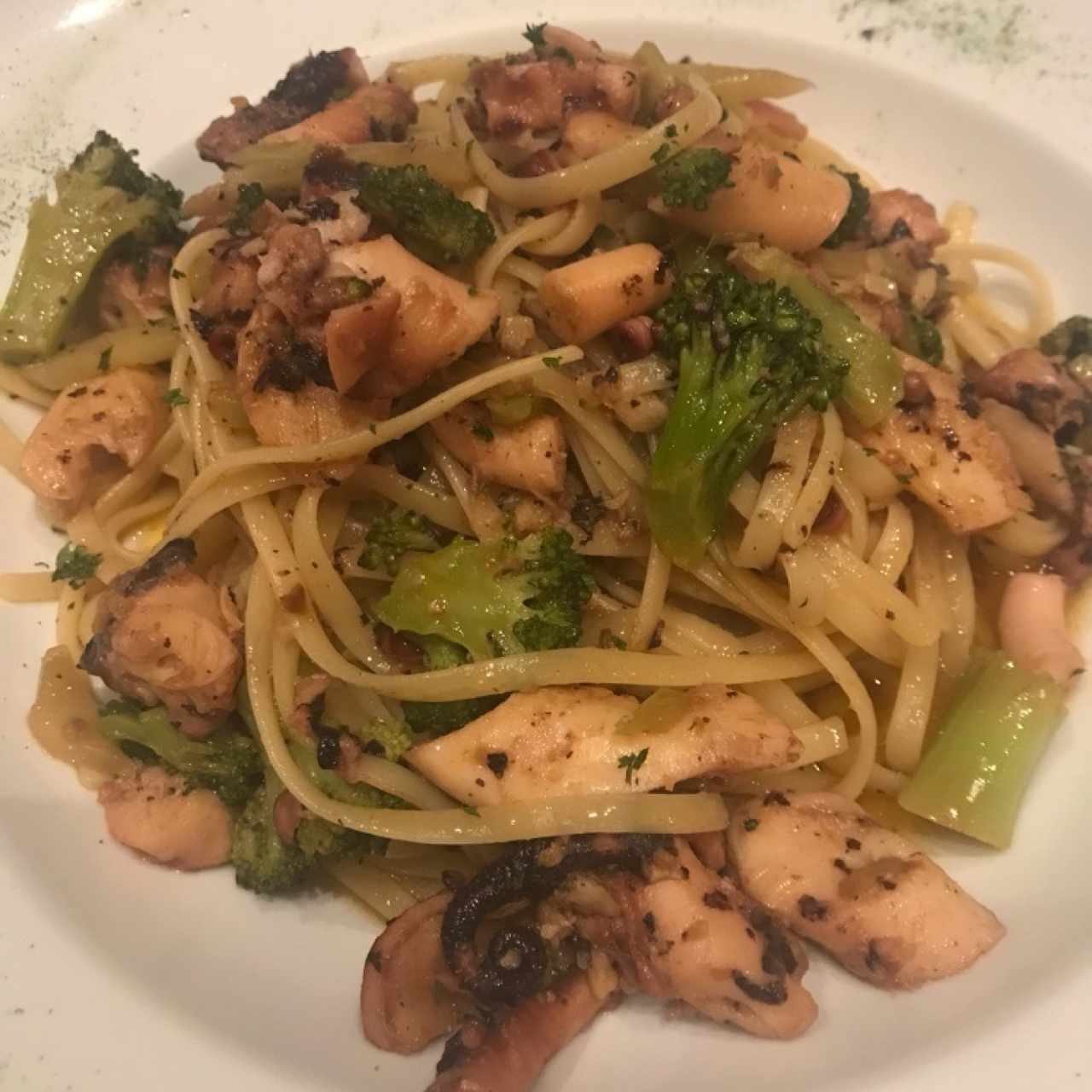Linguini con Pulpo y Brócoli
