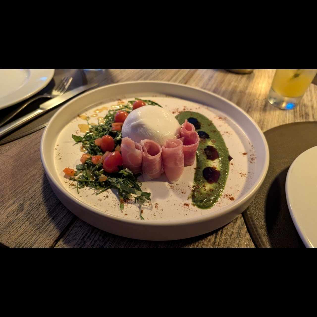Entrantes - Burrata Especial