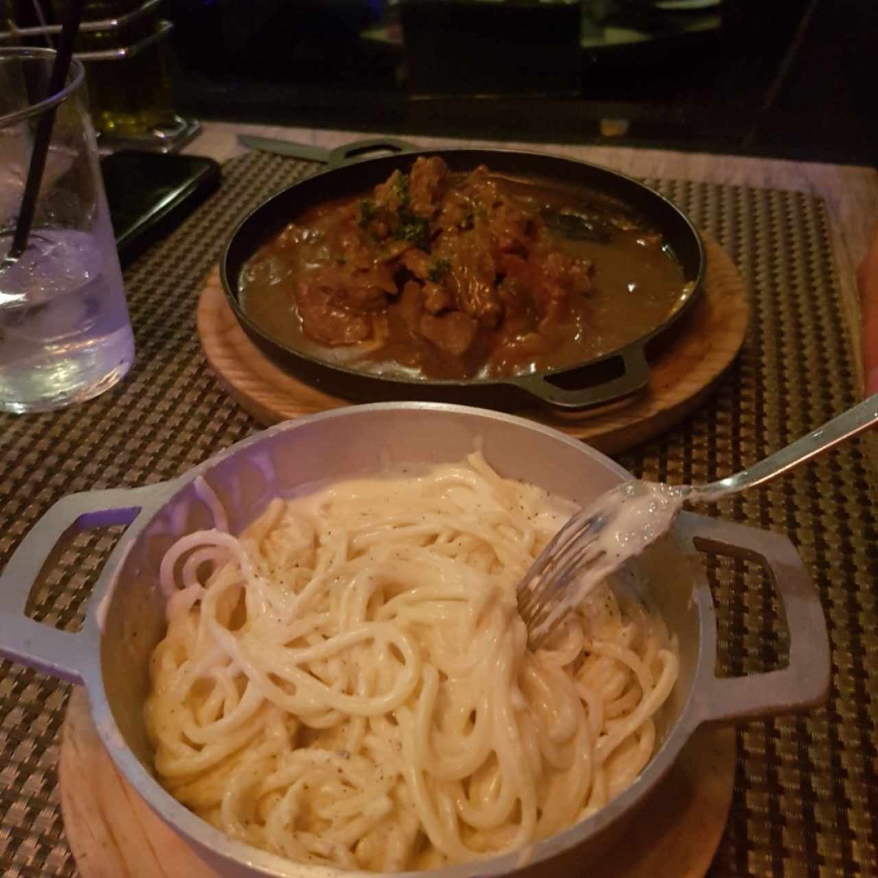 Strogonoff de Res con pasta a la crema