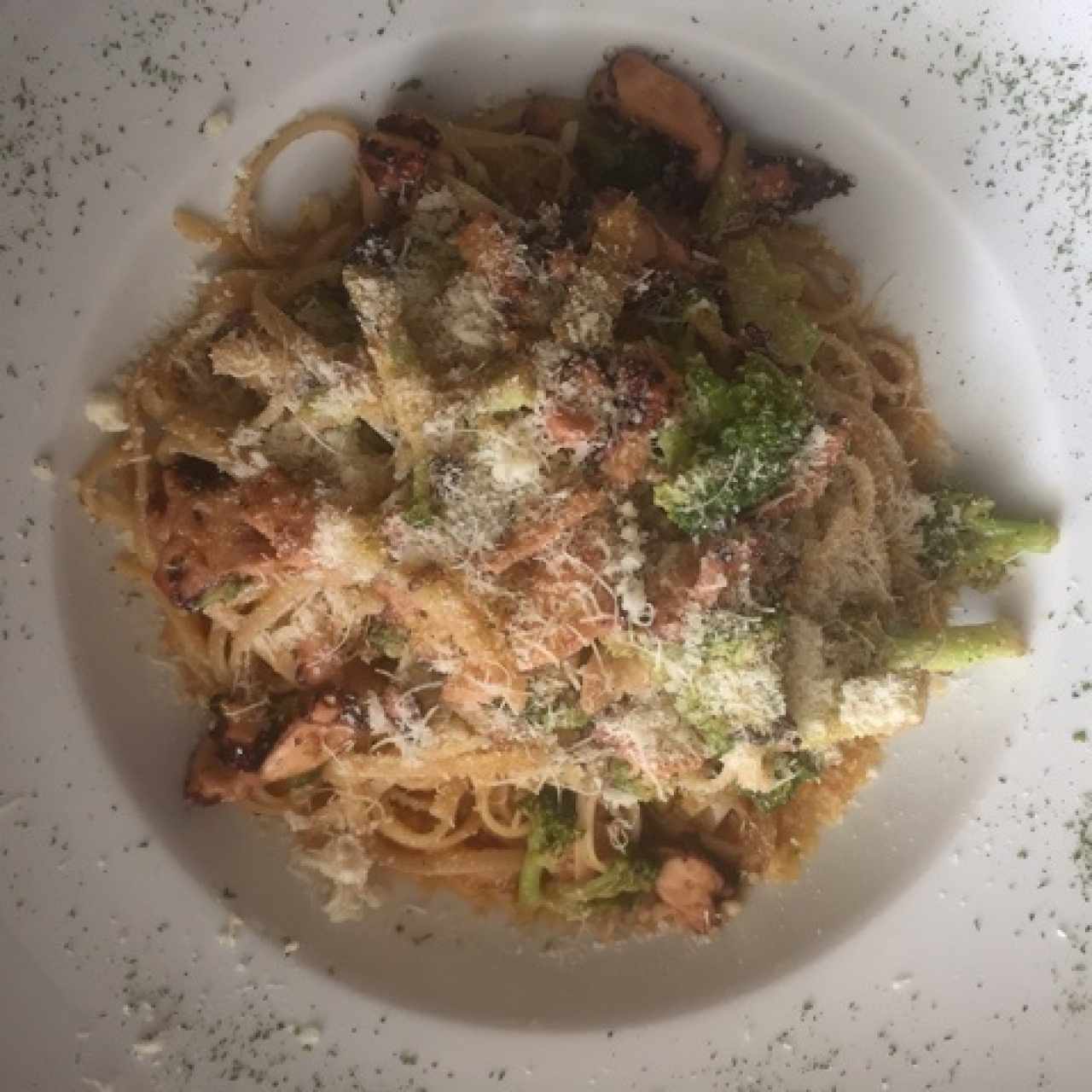 Linguini con Pulpo y Brócoli