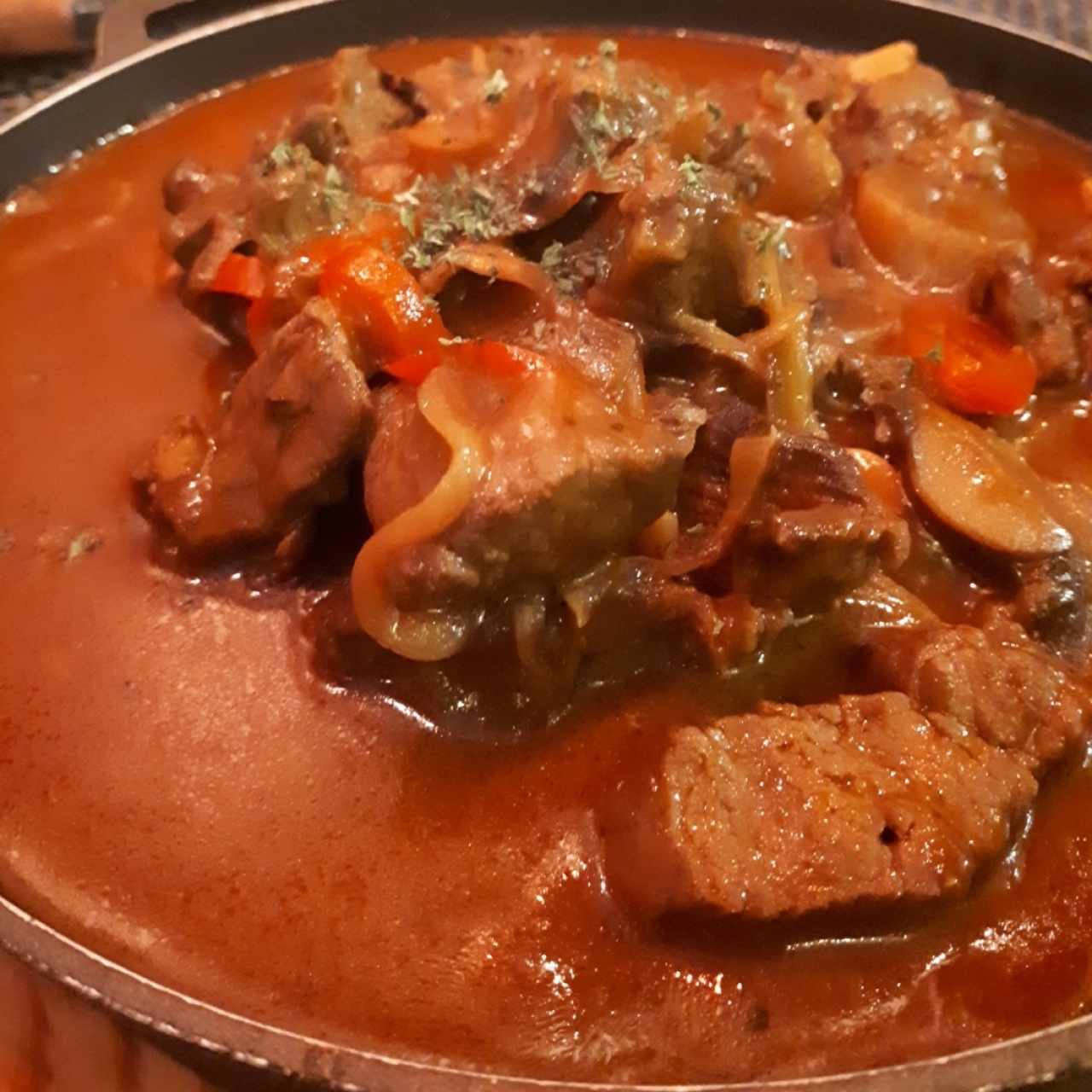 Filete de res stroganoff