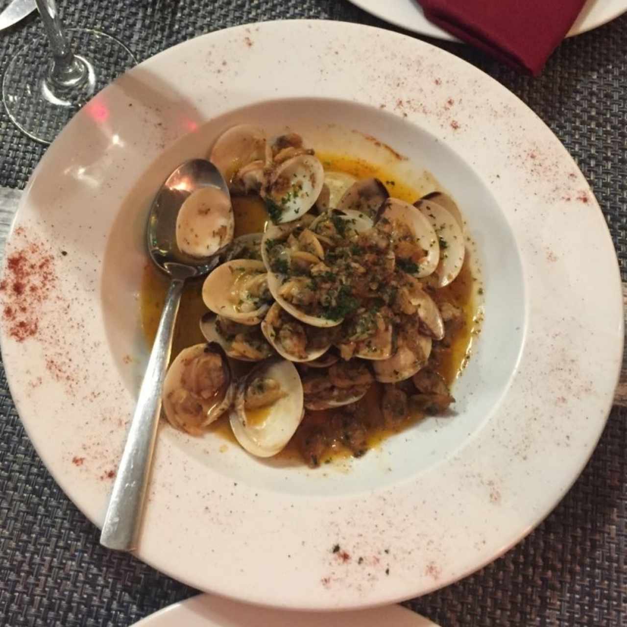 Vongole Importado al Oleo o Pomodoro