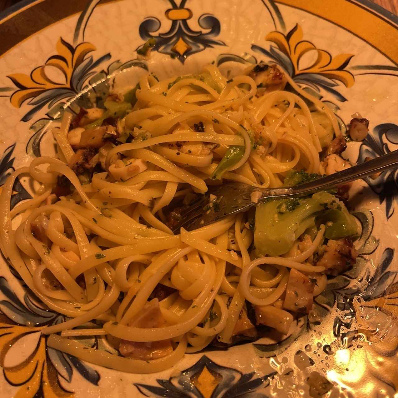 Linguini con Pulpo y Brocoli