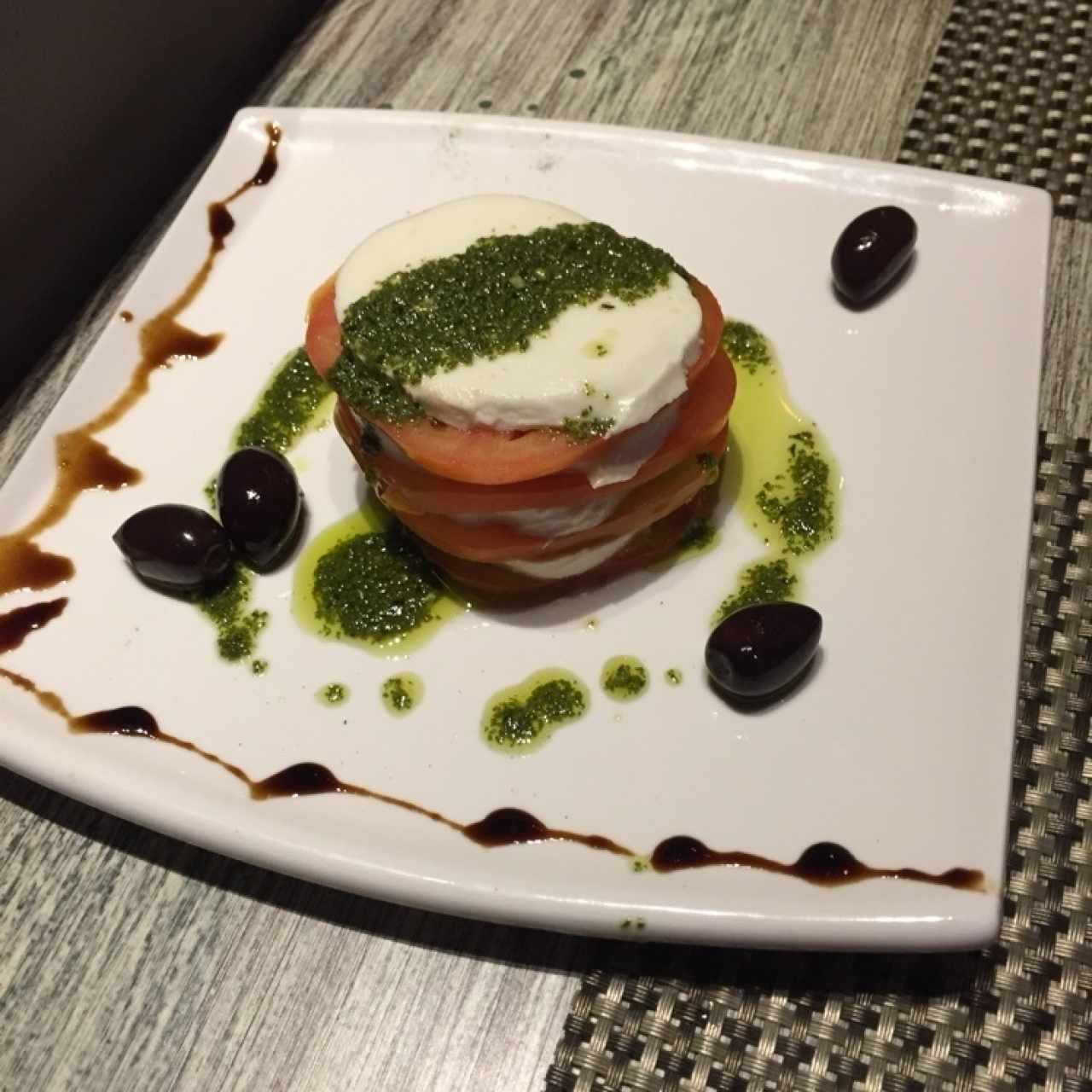 Ensaladas - Ensalada Capressa