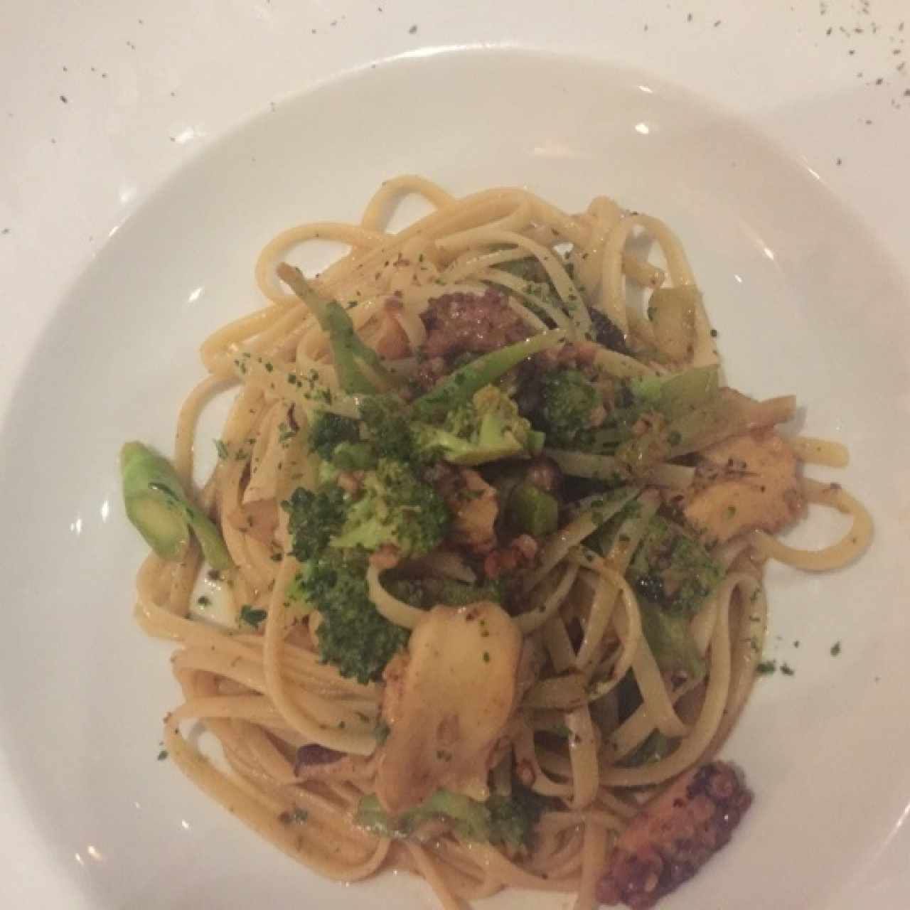 Linguini con Pulpo y Brócoli