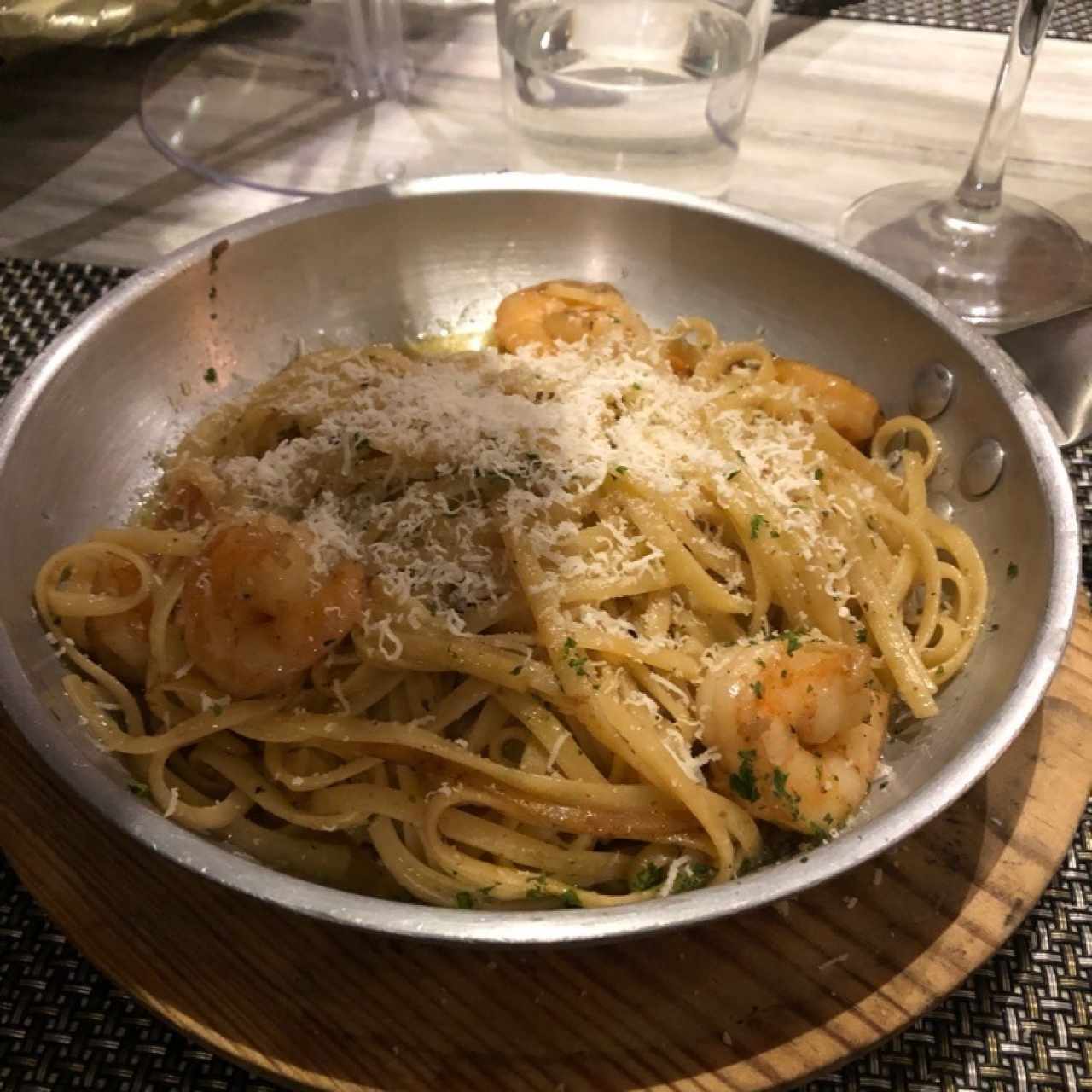 spagueti con camarones al oleo