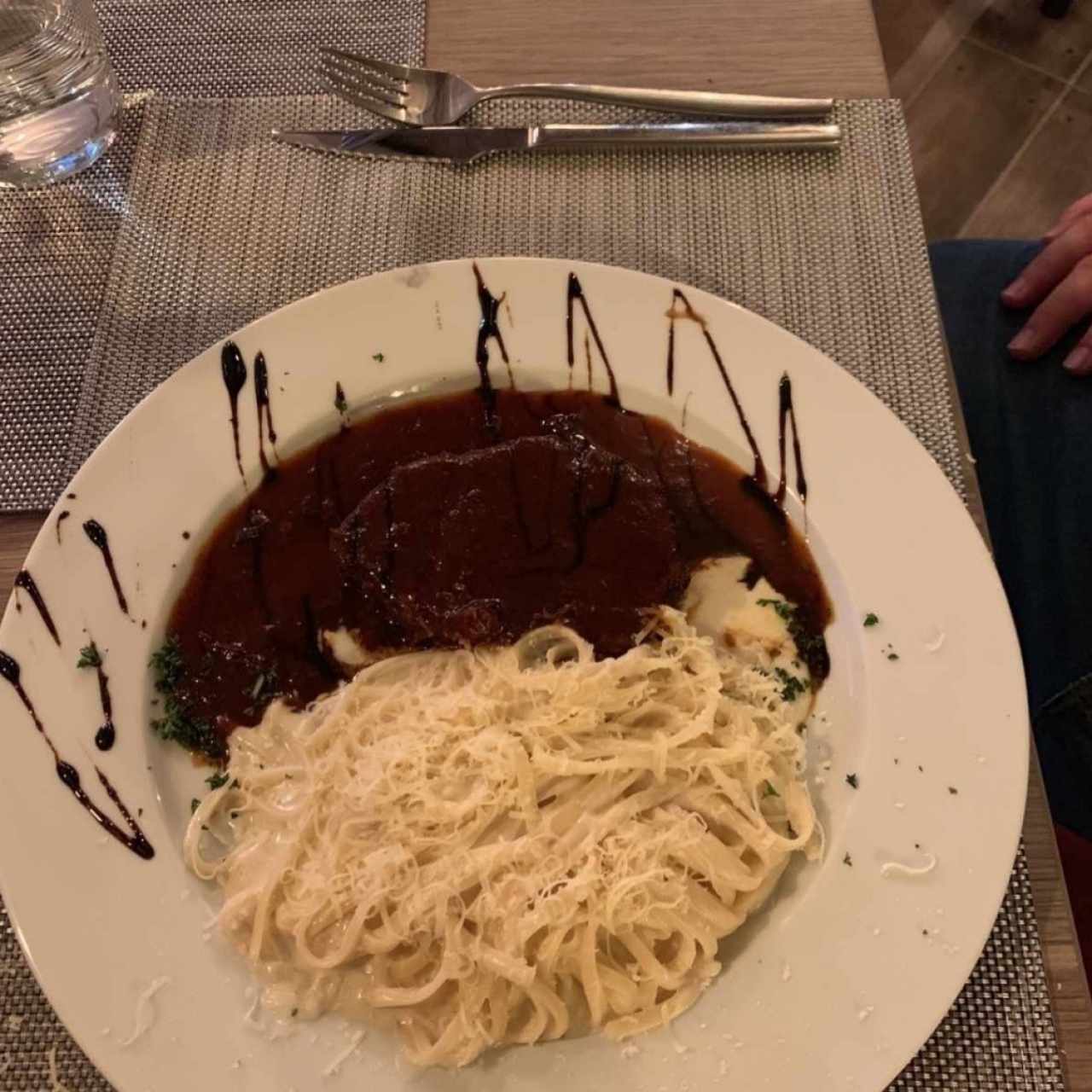 extracotto con linguini 4 quesos 