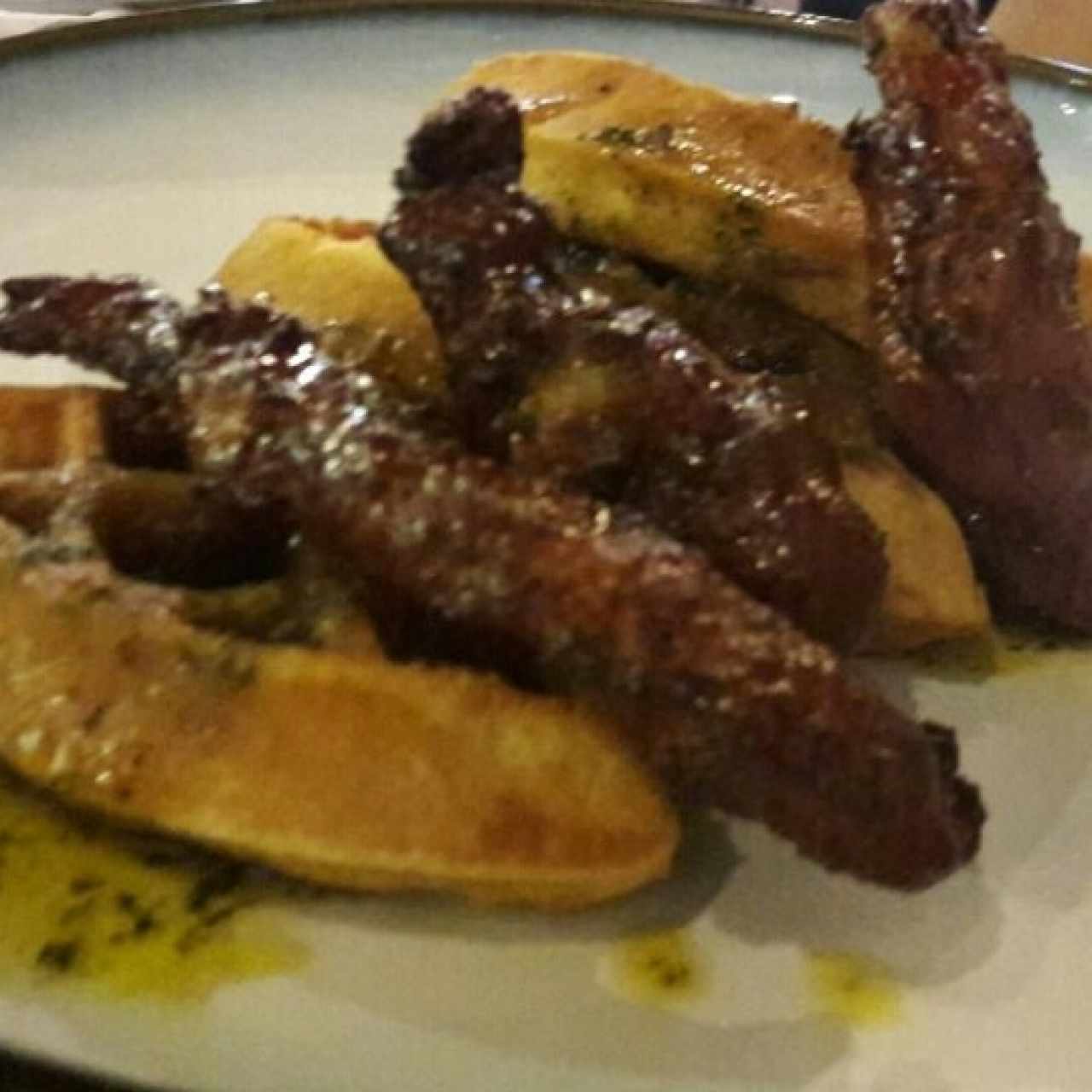 chicken & waffles