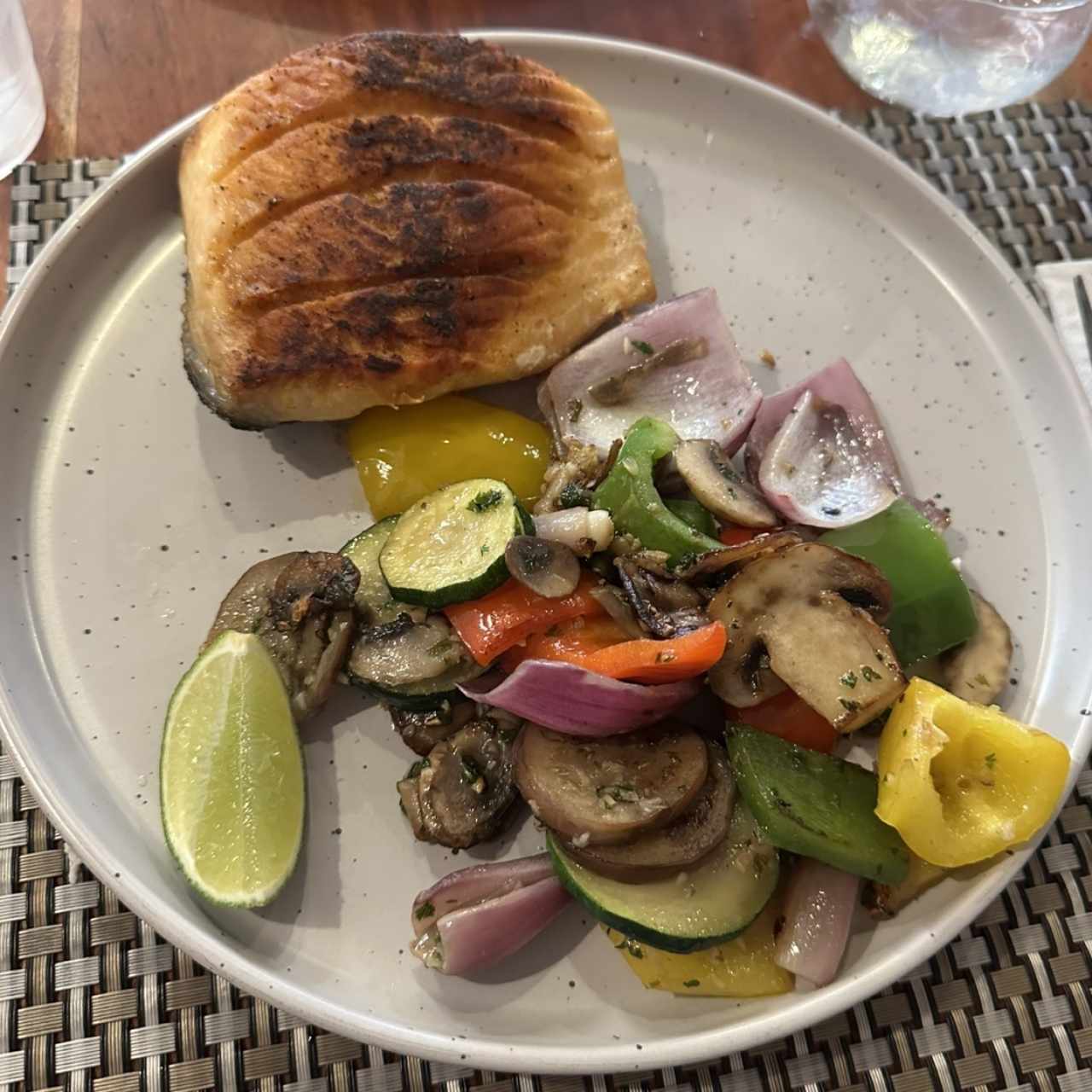 Del Mar - Salmón al Grill
