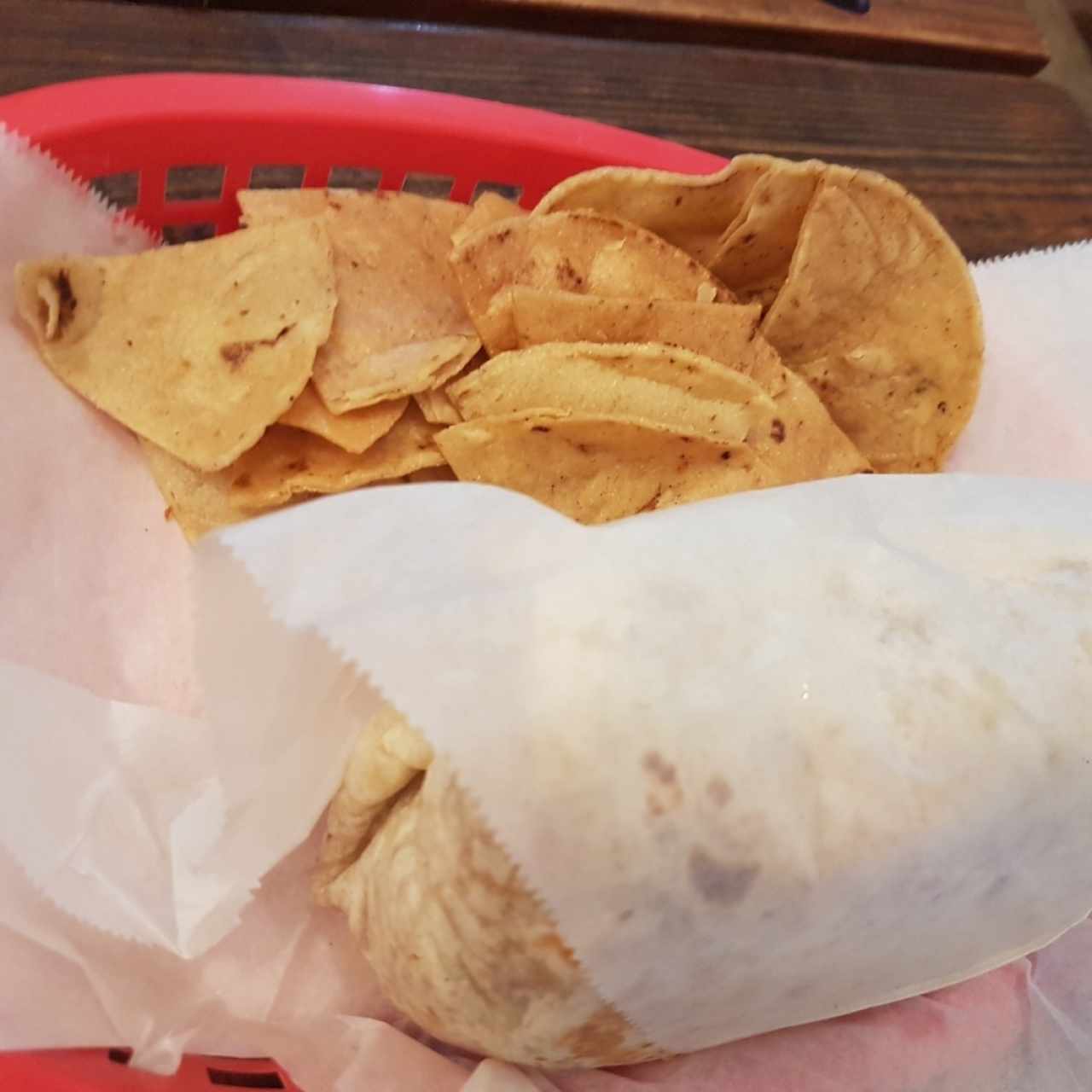 burrito de chorizo y pollo