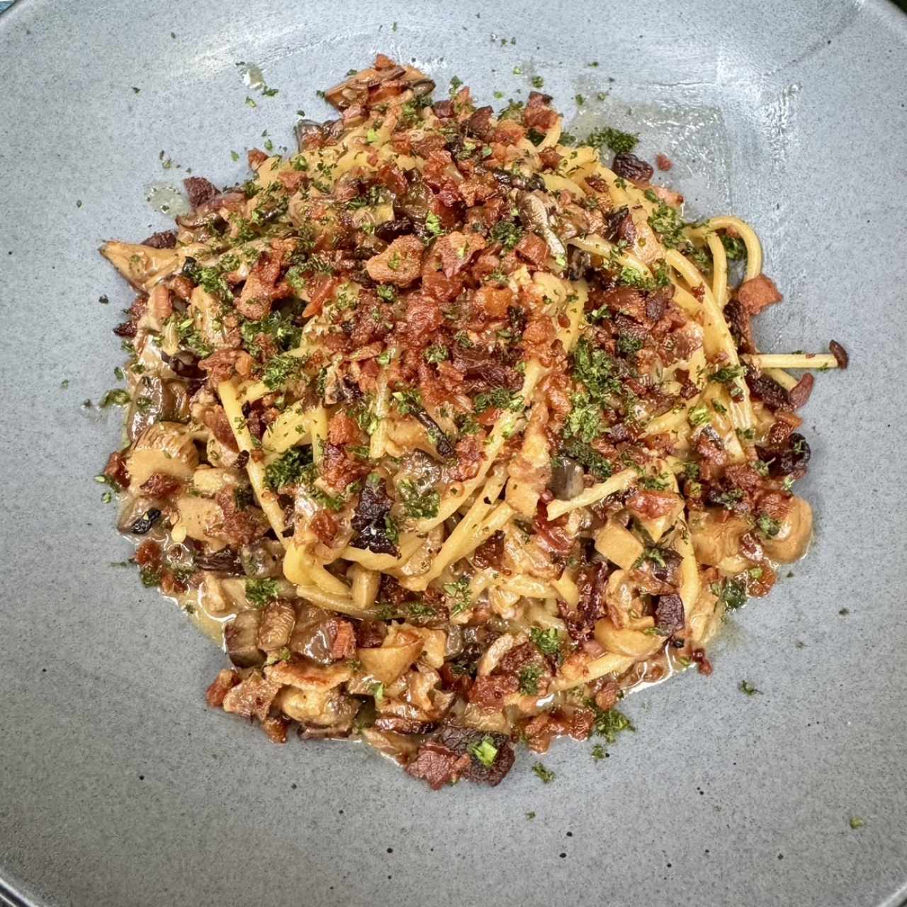 Spaghetti con hongos