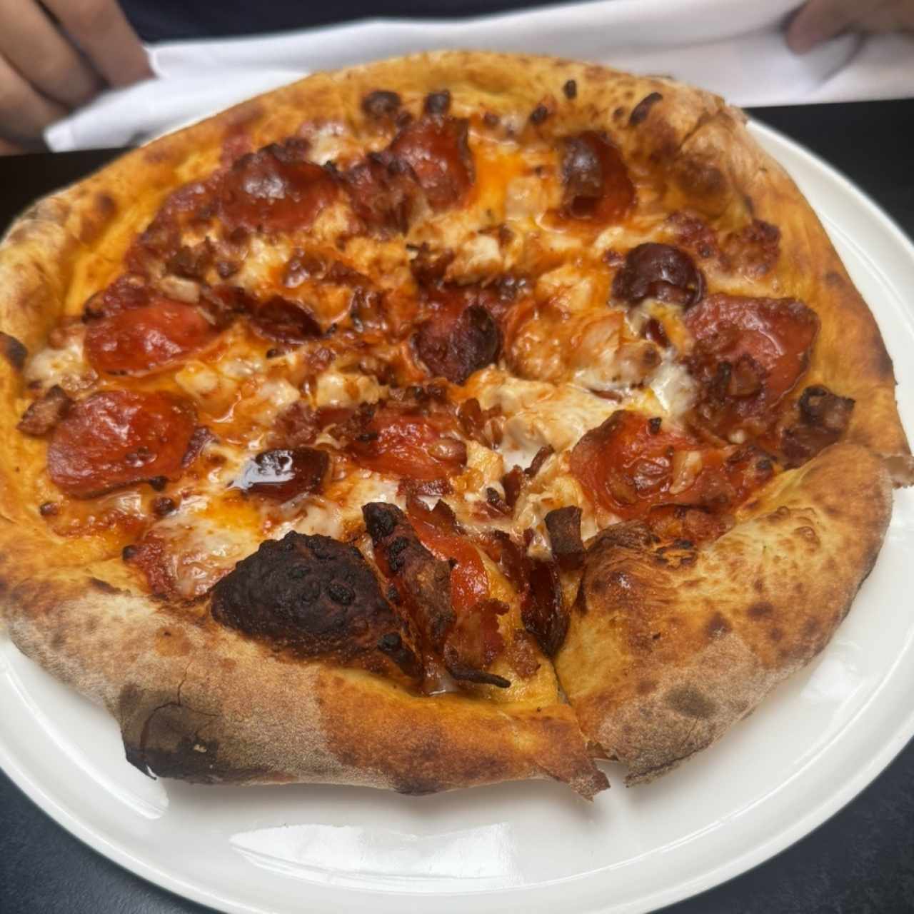 Pizzas 9" - Cuatro Carnes