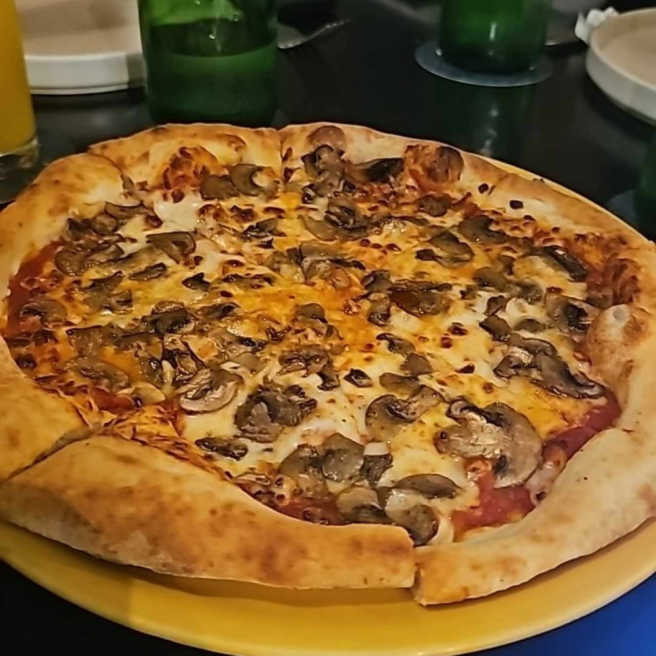 Pizza 12" - Champiñones al Ajillo