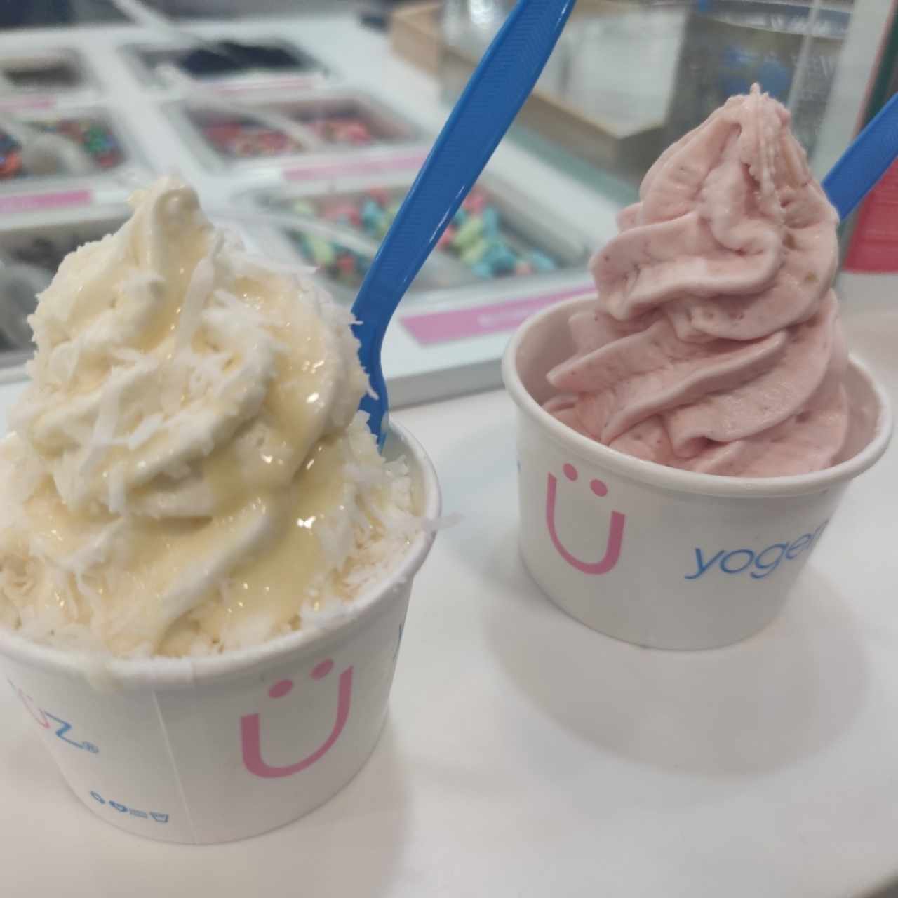 Piña Colada Sensations y Fresa con Piña Mix. Tamaños medianos. 