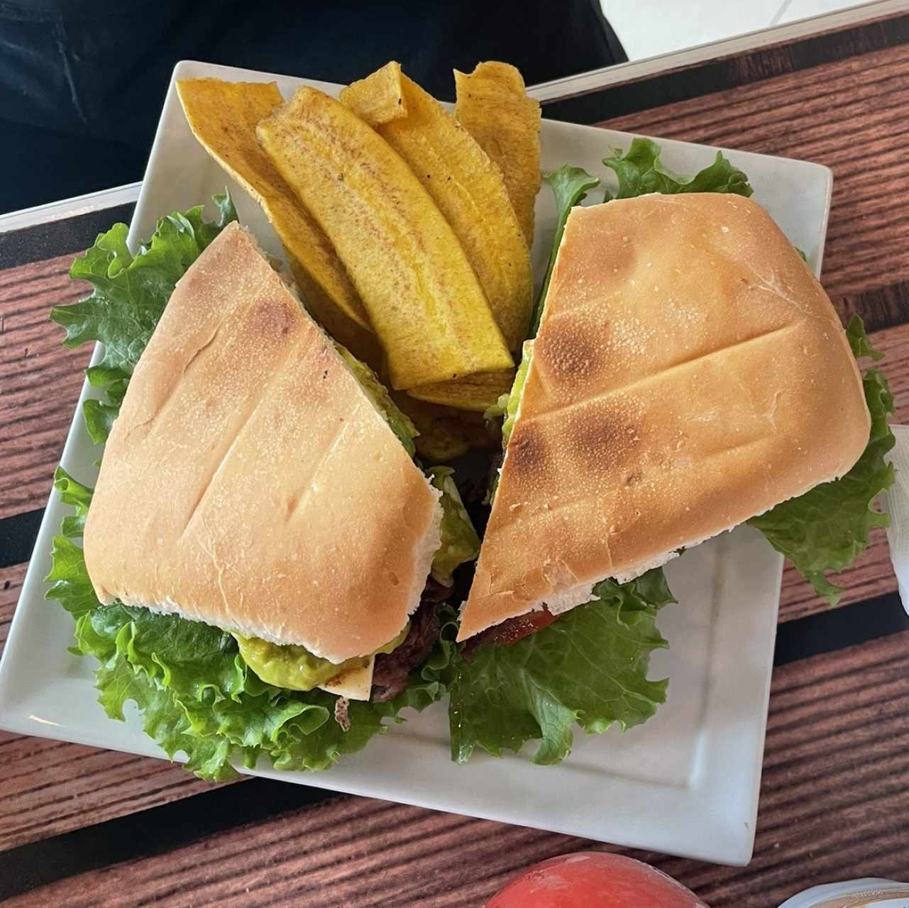 Emparedados - E. Lomito especial