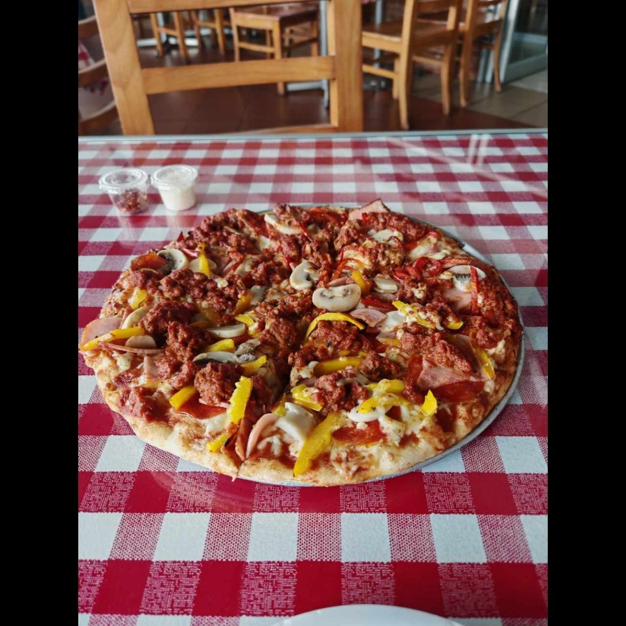 Pizza Don Giorgio's mediana