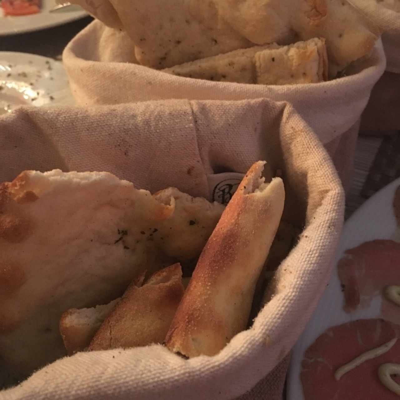 Antipasti - Focaccia mixta