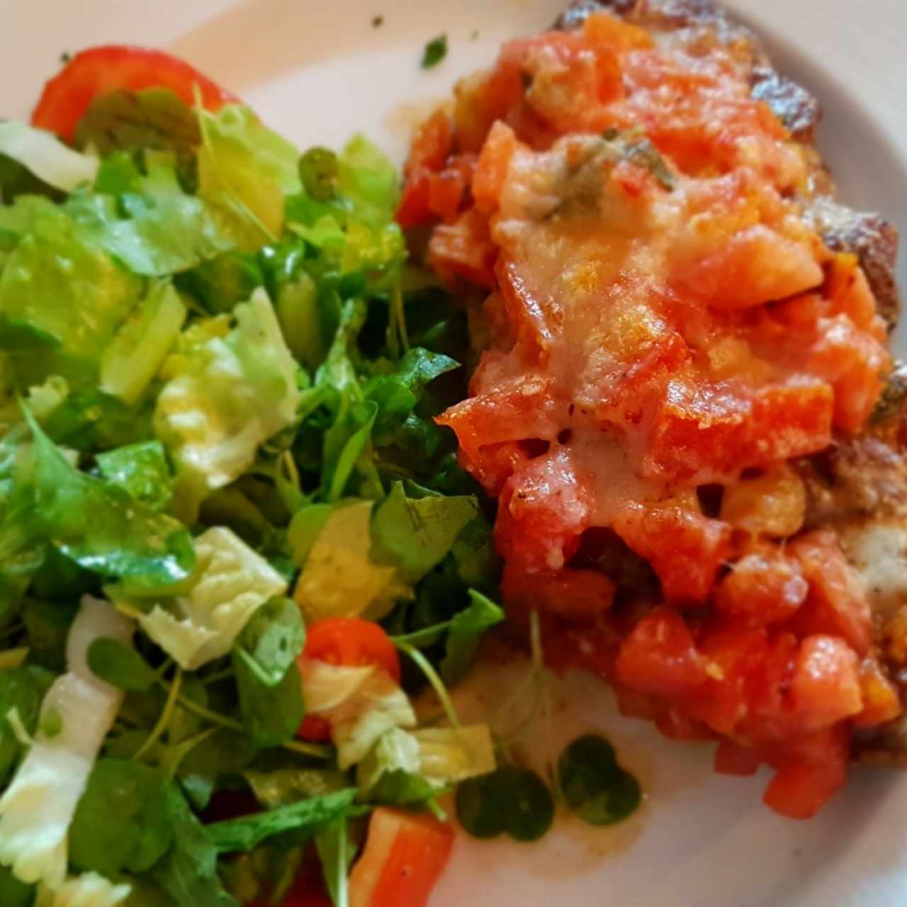 Filetto di manzo alla pizzaiola