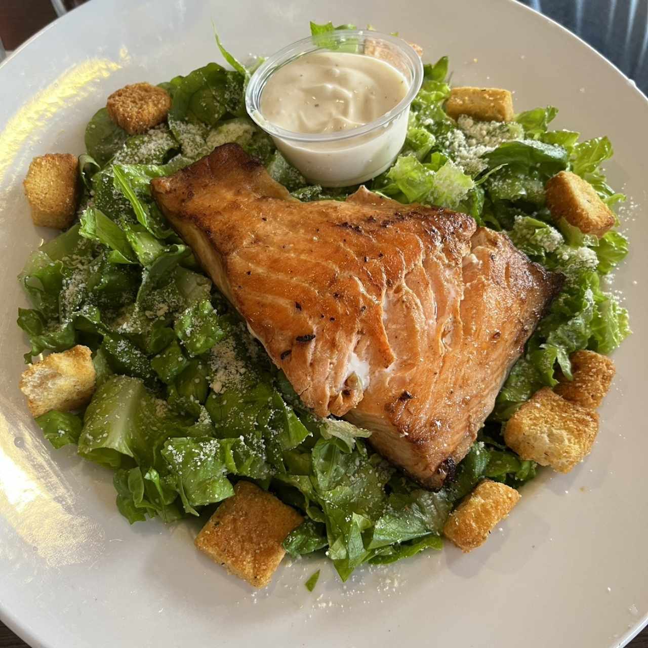 Ensaladas Ceasar con Salmón o Langostinos