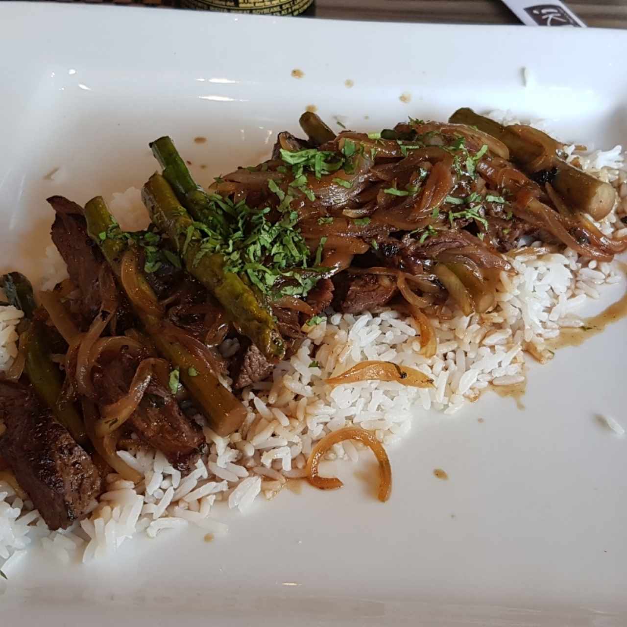 filete encebollado peruano