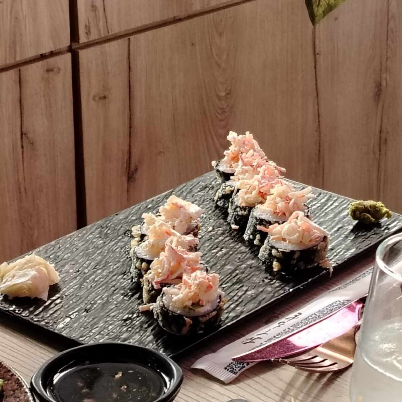 SUSHI ROLLS - Alaska Roll