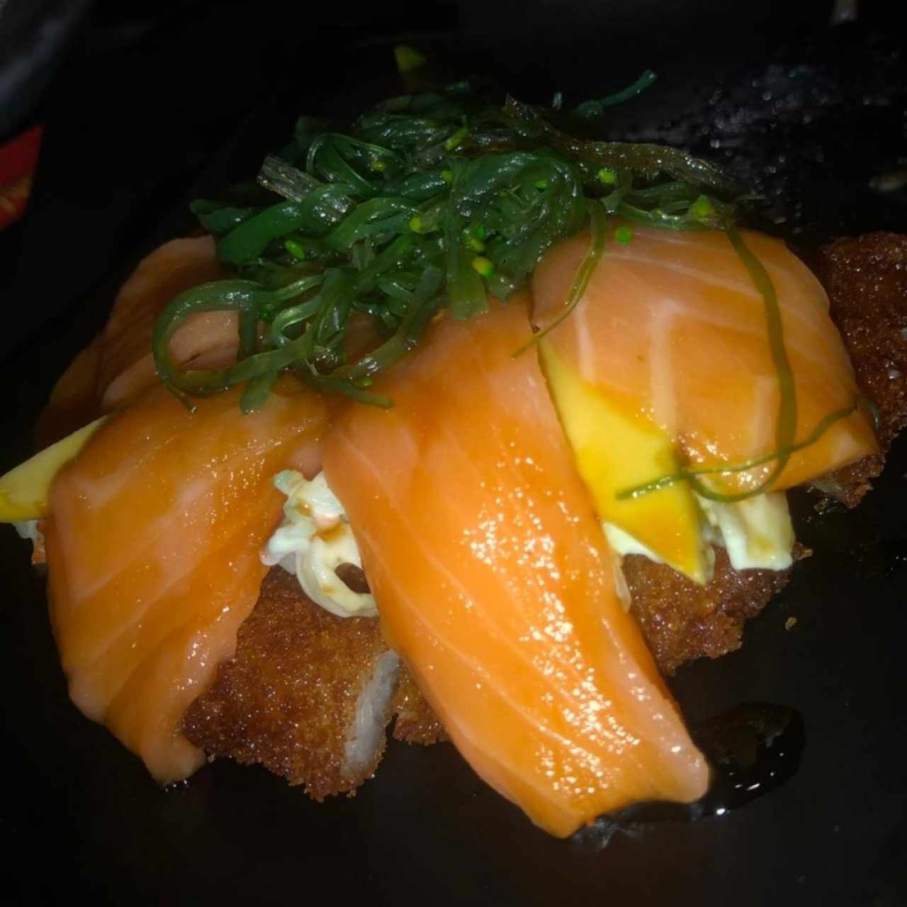 Para compartir - Sushi pizza salmón
