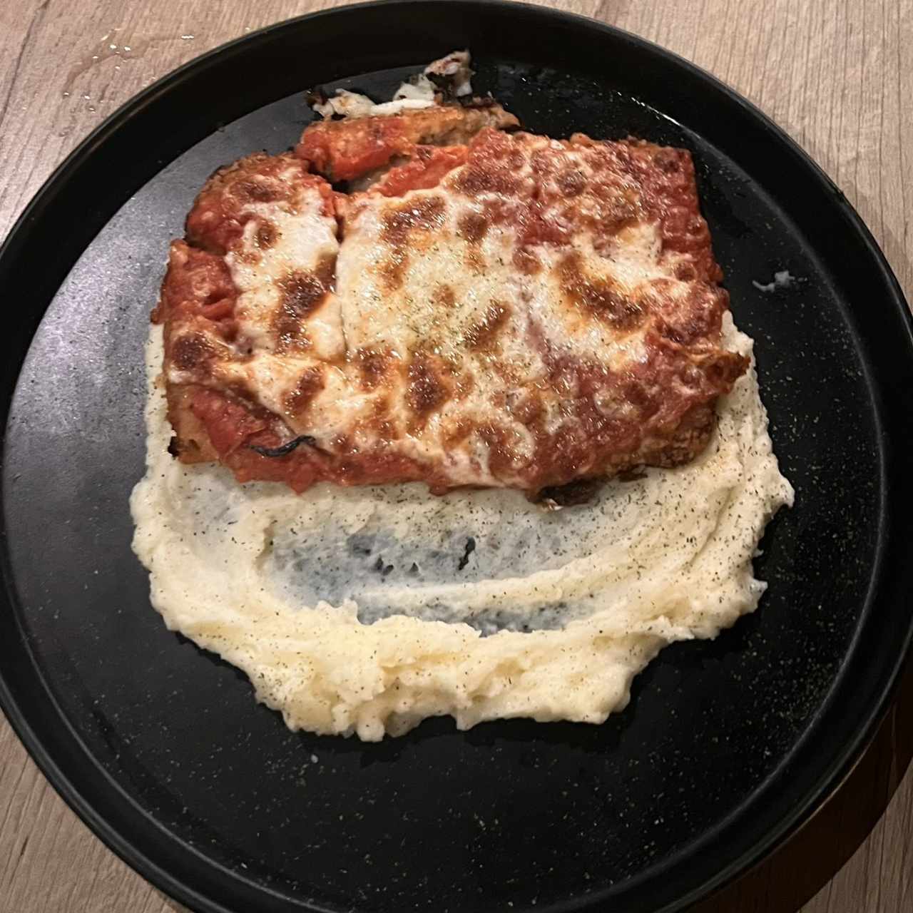 Salmón a la parmesana 