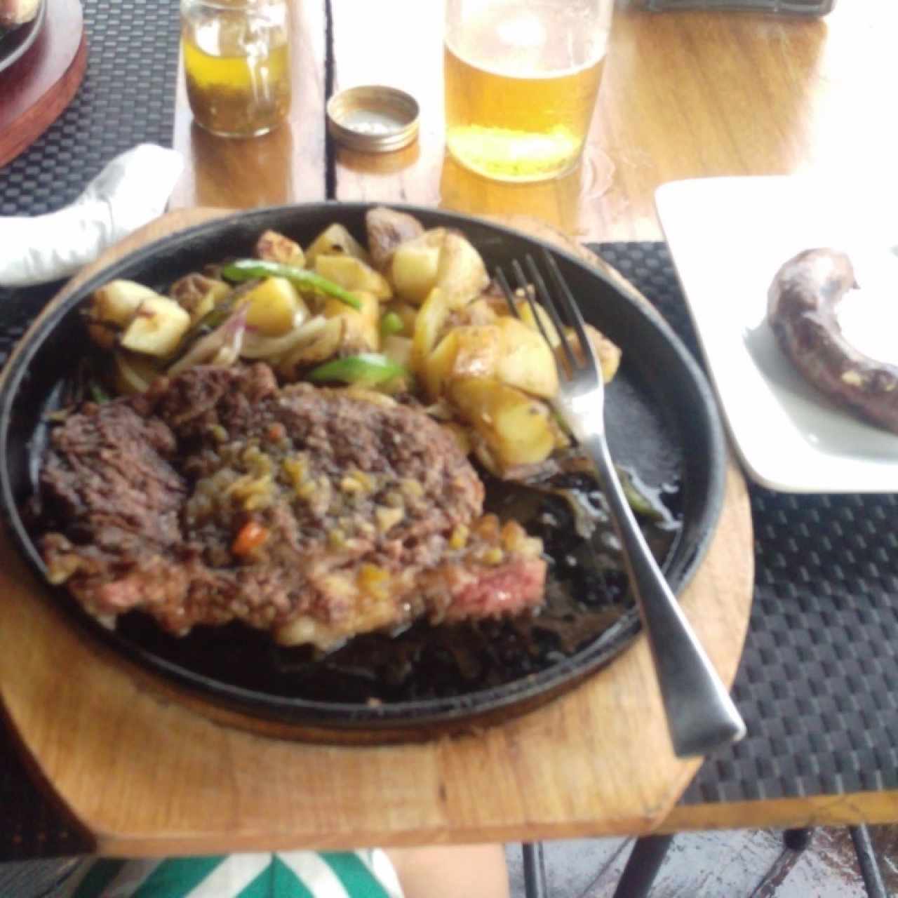 tabla de ribeye y chorizo