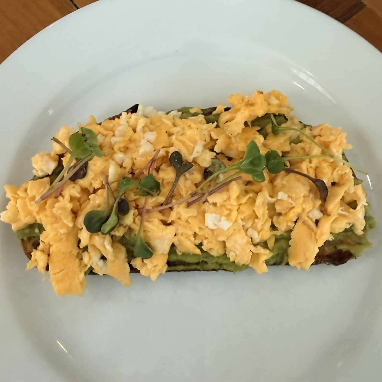 DESAYUNO - AVOCADO TOAST