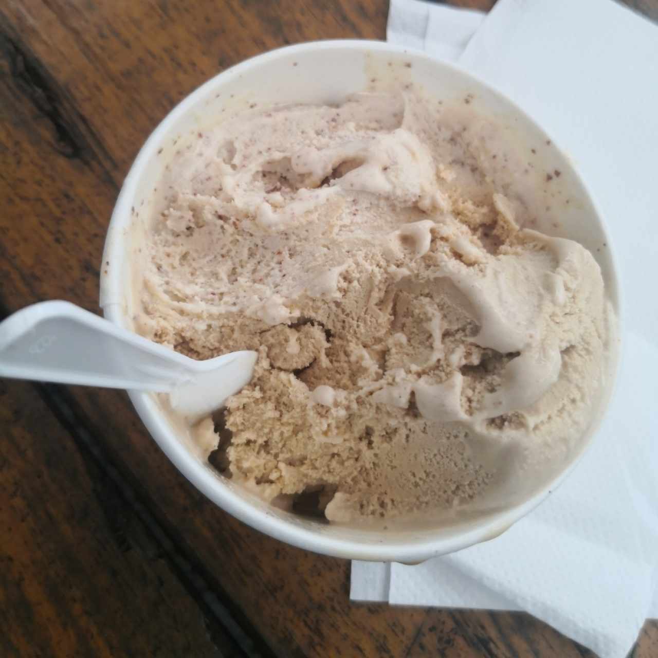 Helado de café y almendra 