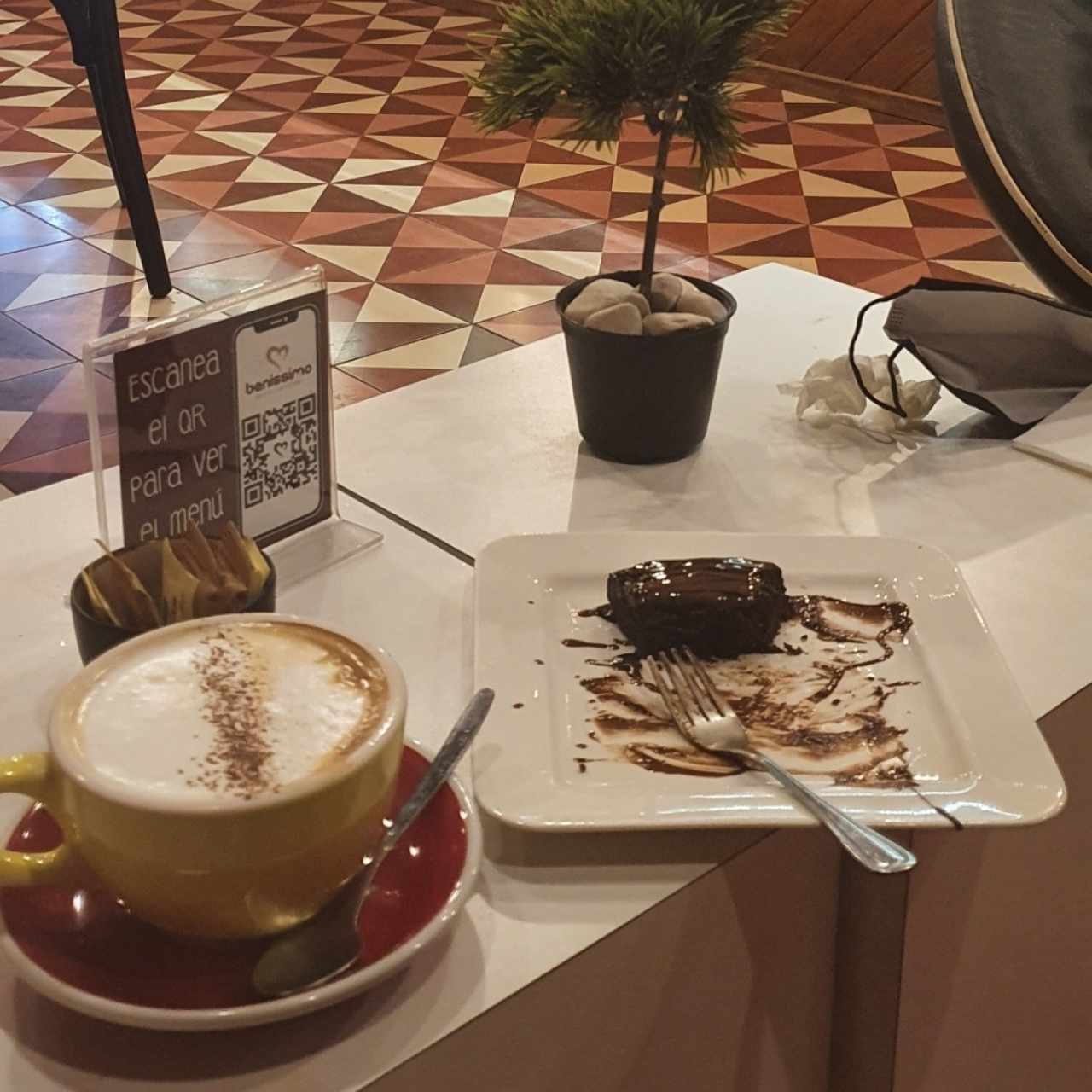 Capuccino y Brownie