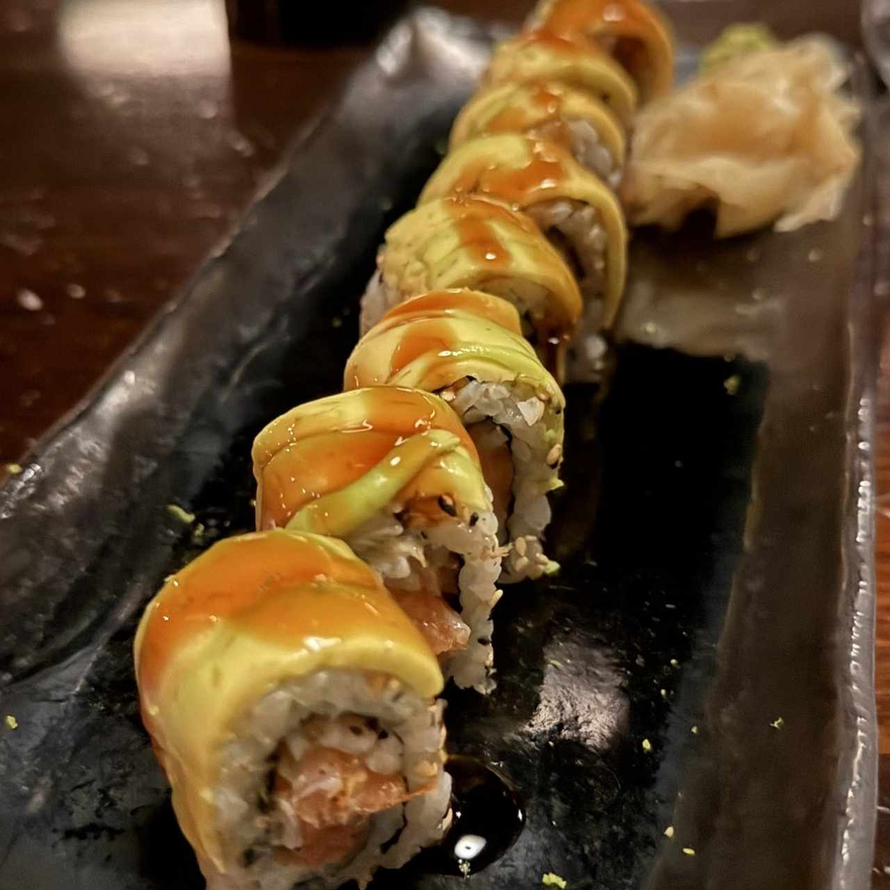 Salmon skin roll