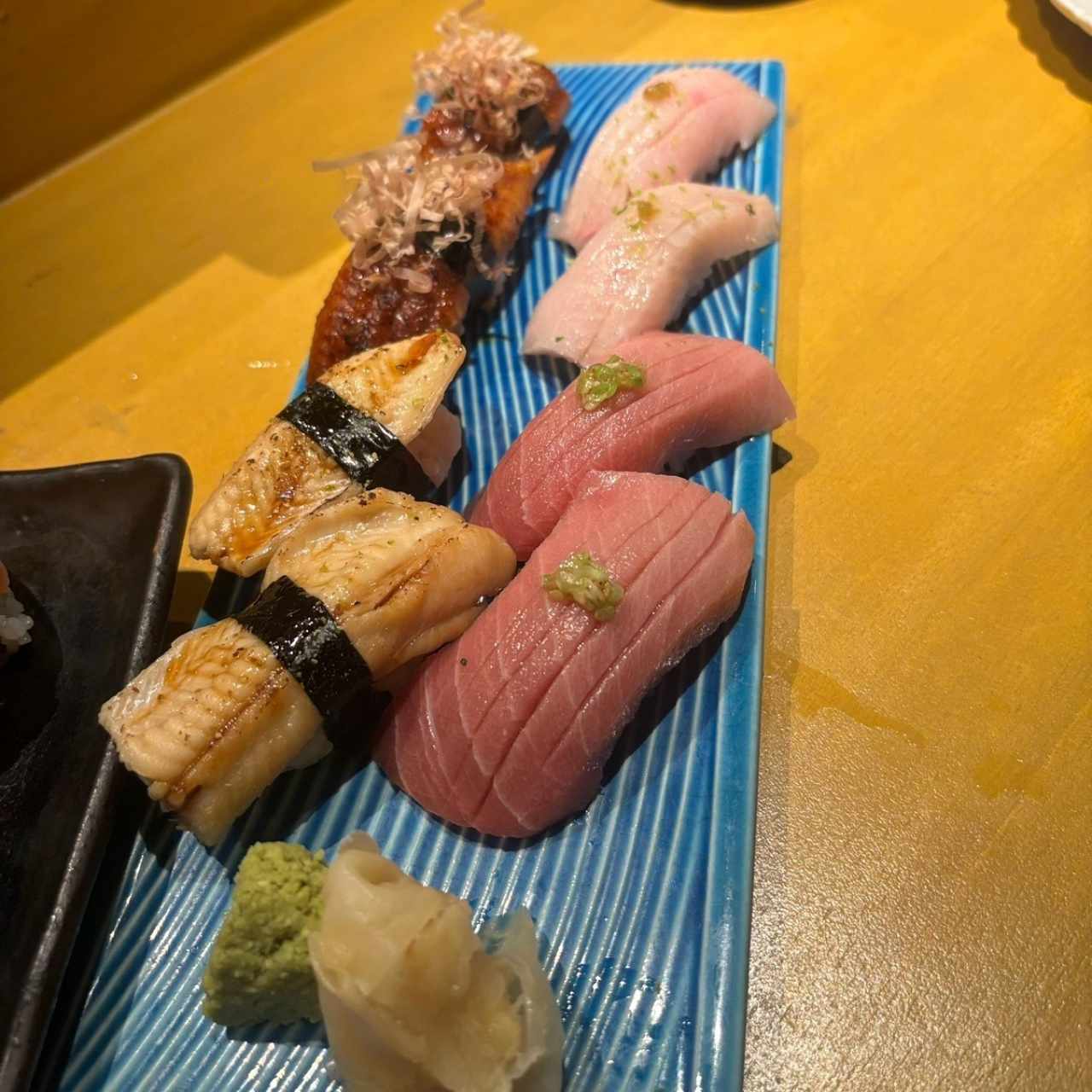 NIGIRI +SASHIMI - CHU- TORO