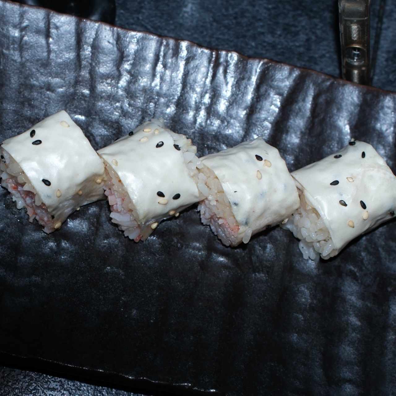 HOT - DYNAMITE ROLL
