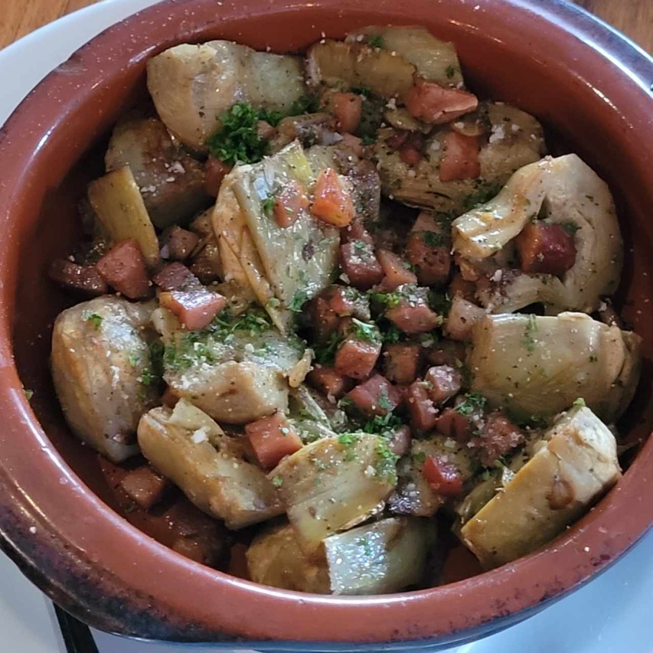 Alcachofas con jamón ibérico de bellota