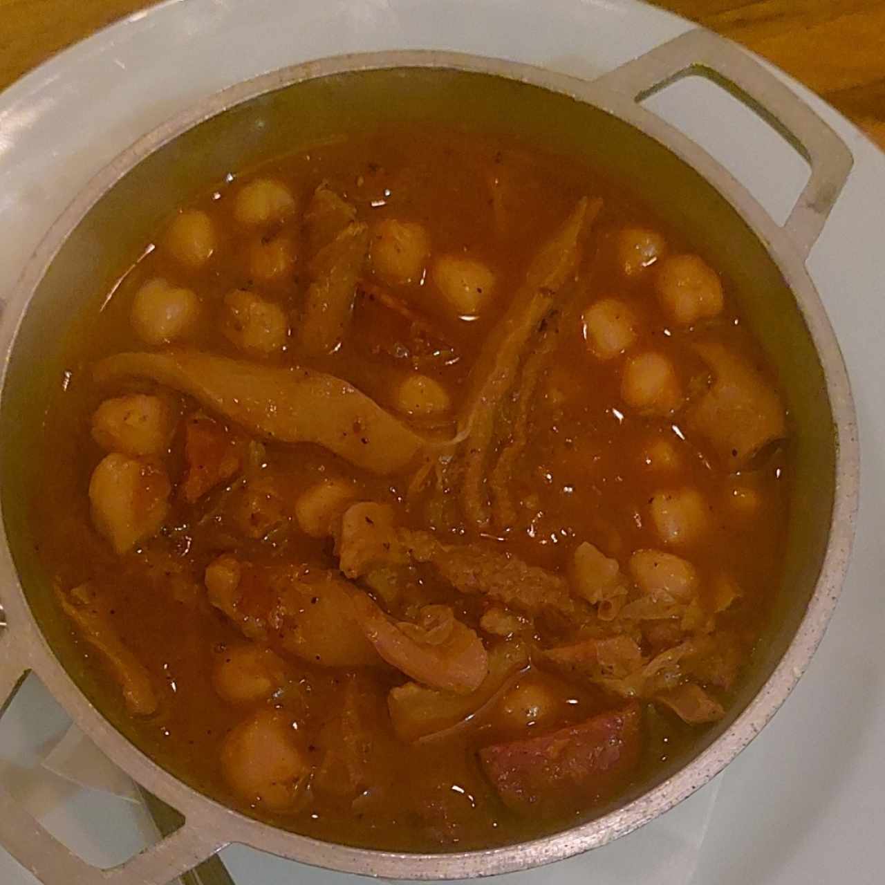 Callos con chorizo español