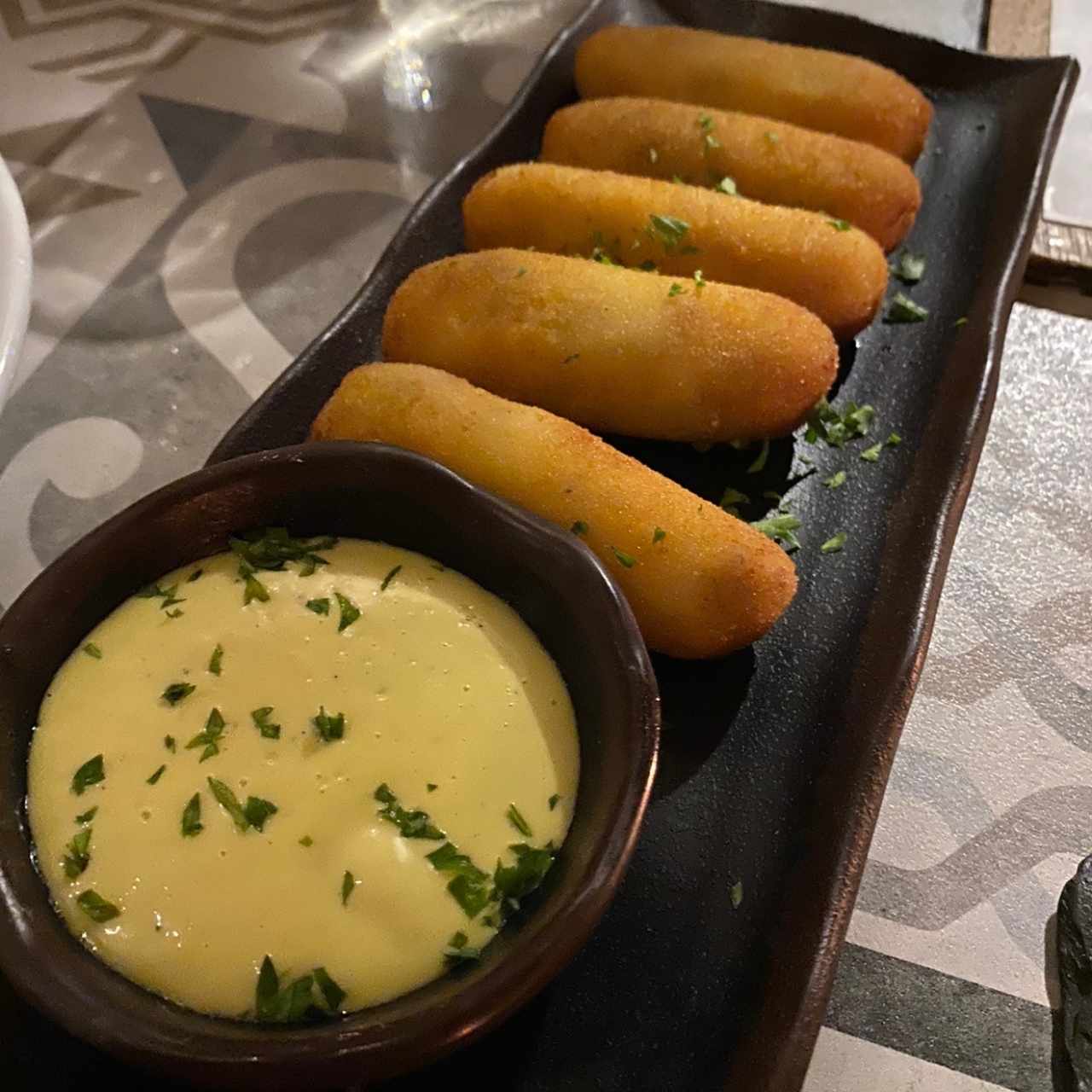 Croquetas cremosas de jamón ibérico de bellota
