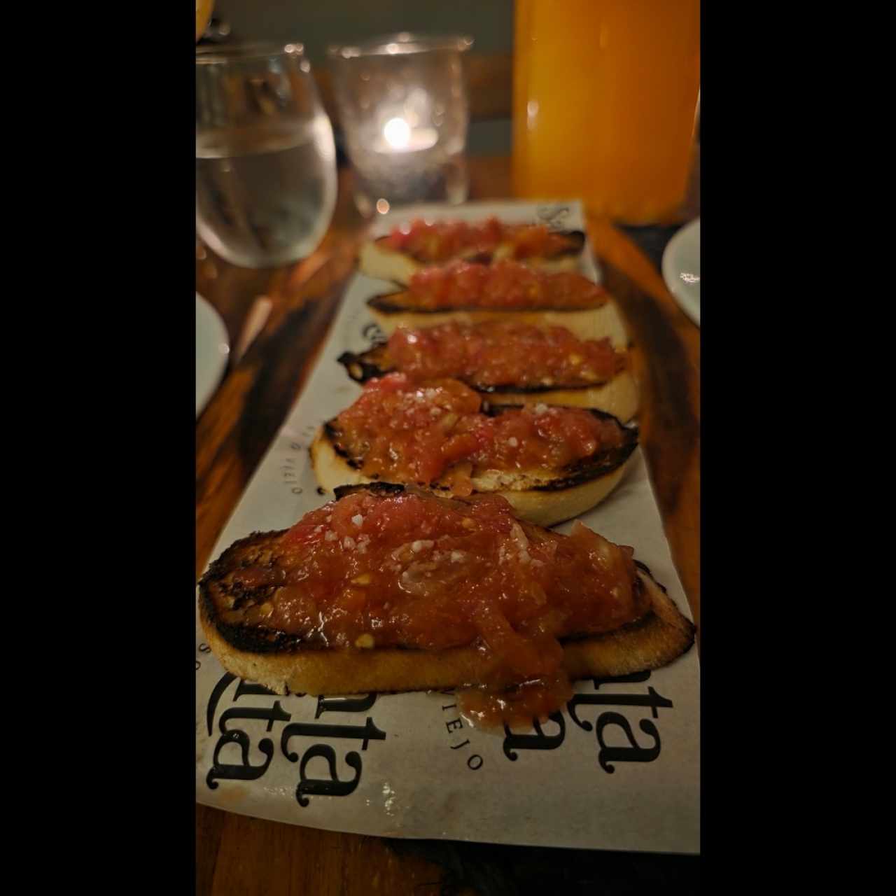 Pan con tomate