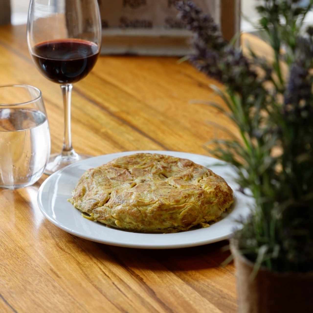 Tortilla española de patata y cebolla