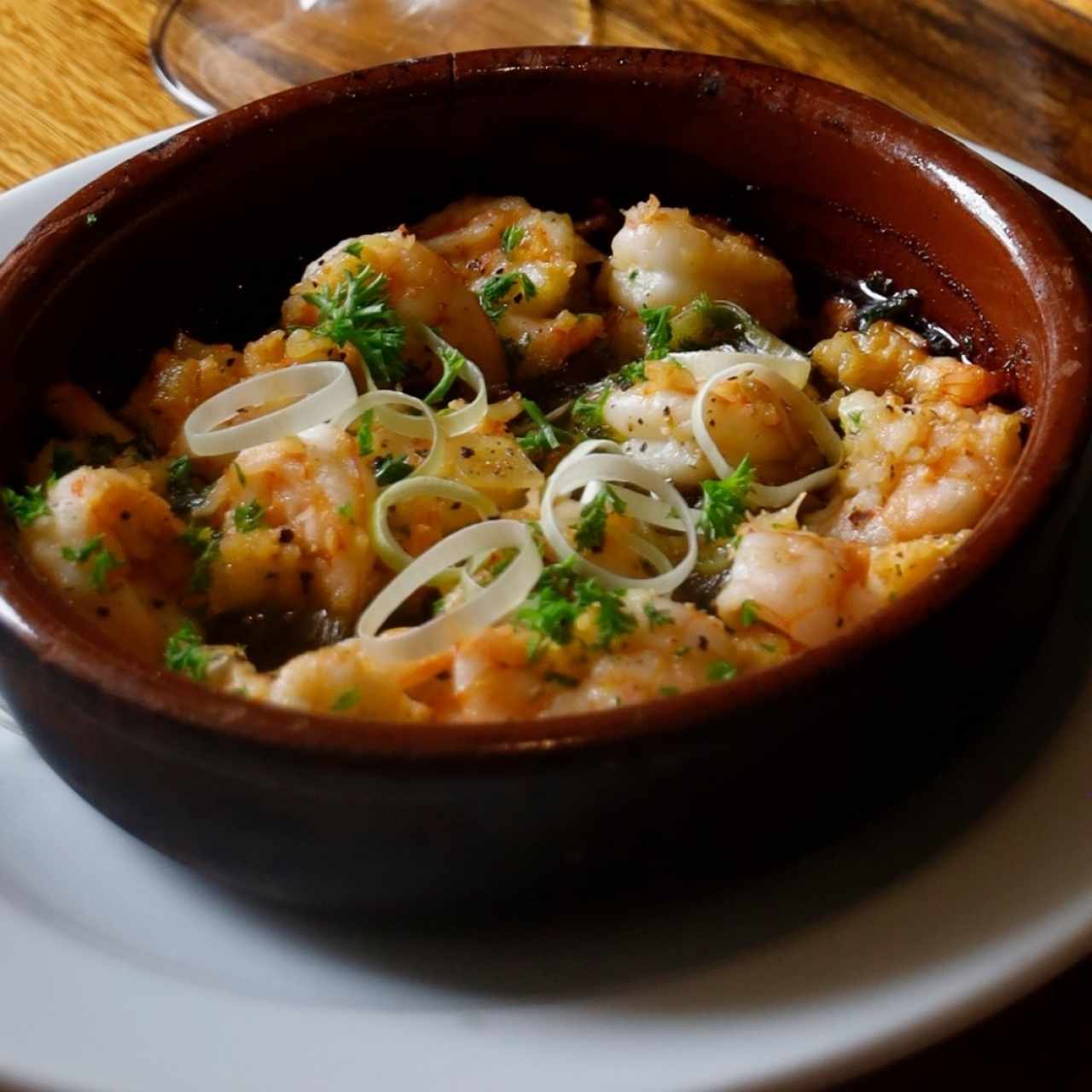 Camarones al ajillo