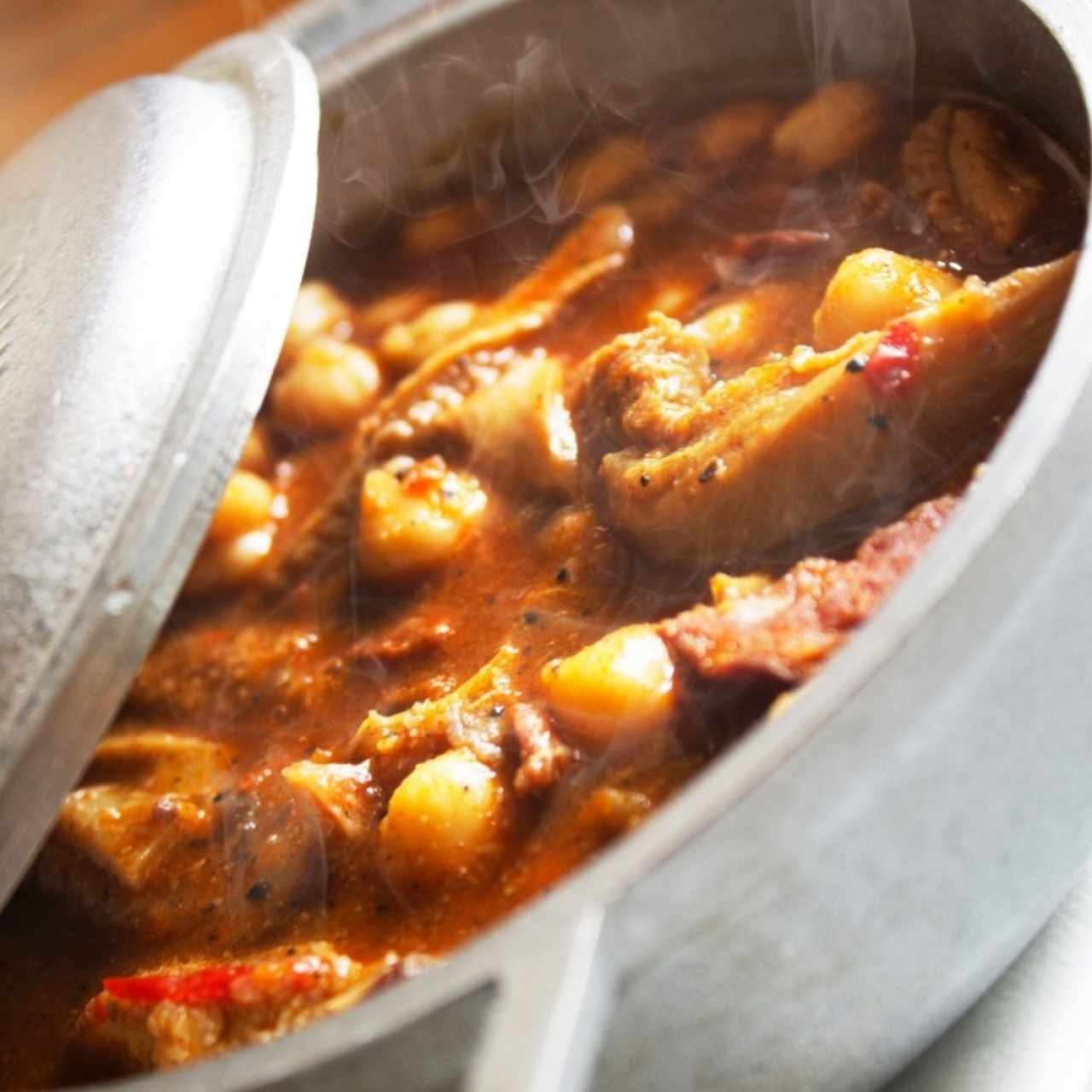Callos con chorizo español