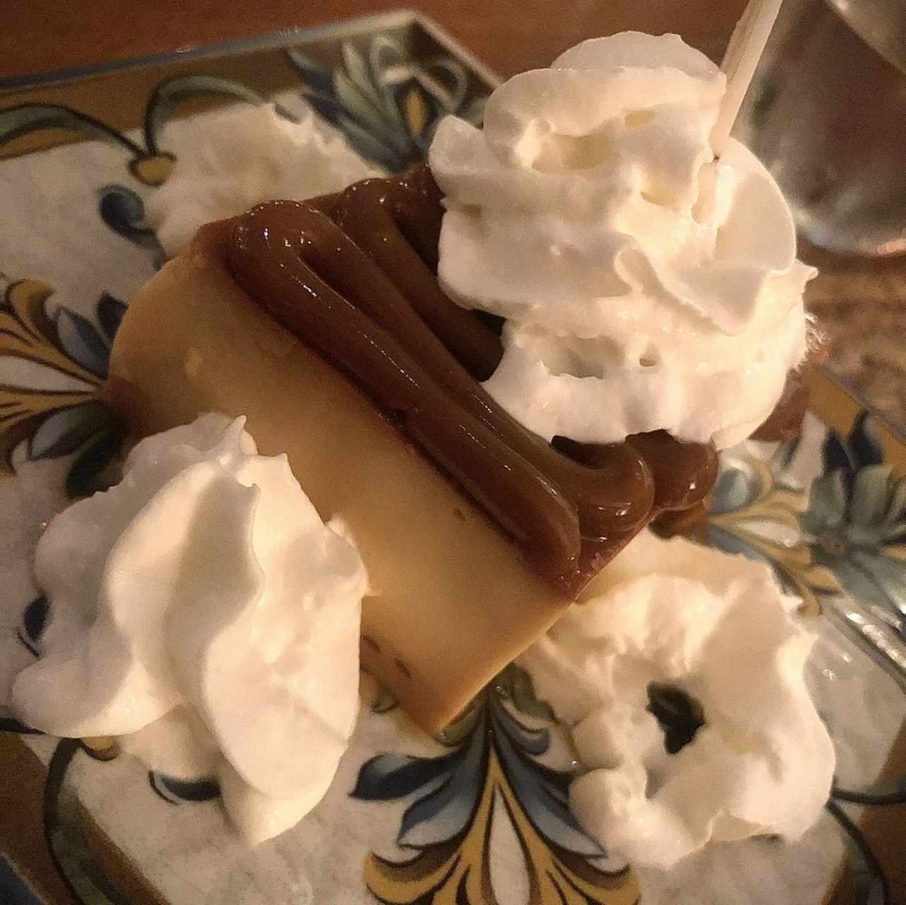 Flan con dulce de leche