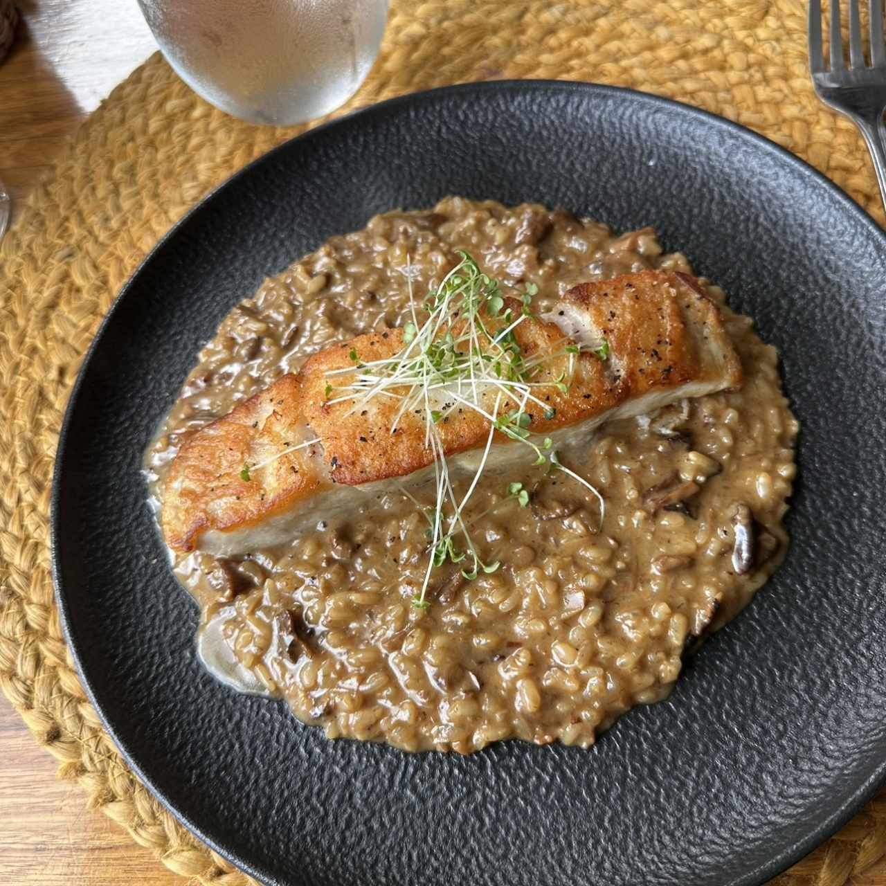 Corvina con risoto de champiñones! Excelente