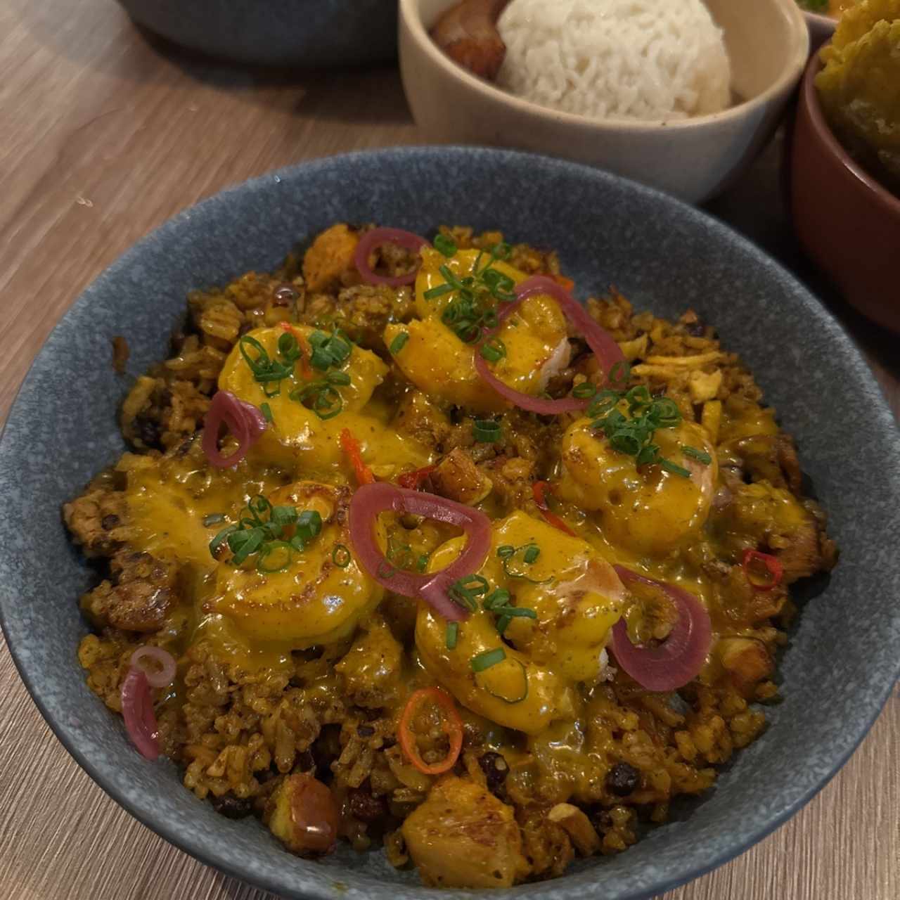 Porciones Grandes - One Pot Colonense
